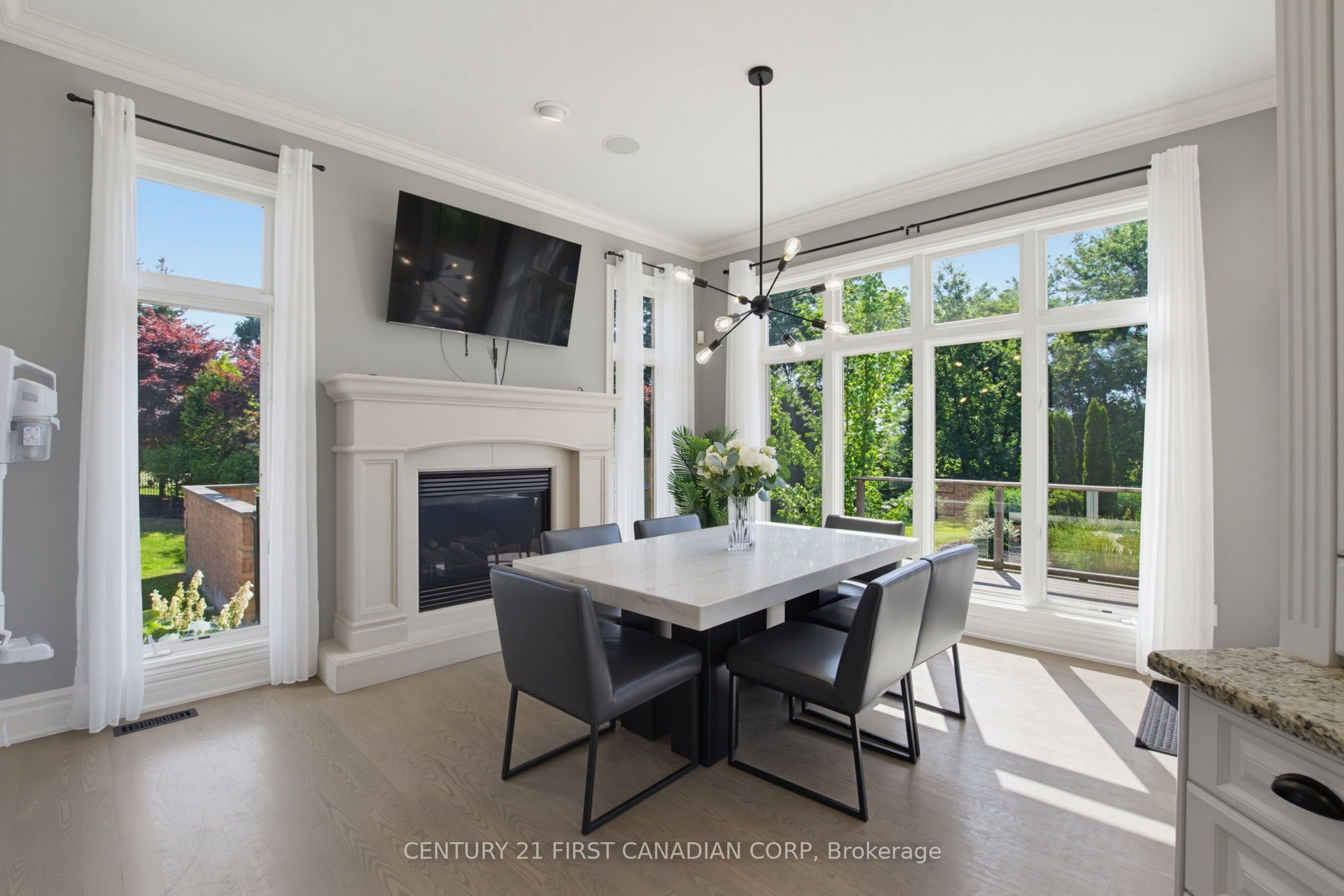 106 Fitzwilliam Boulevard Property Photo 13