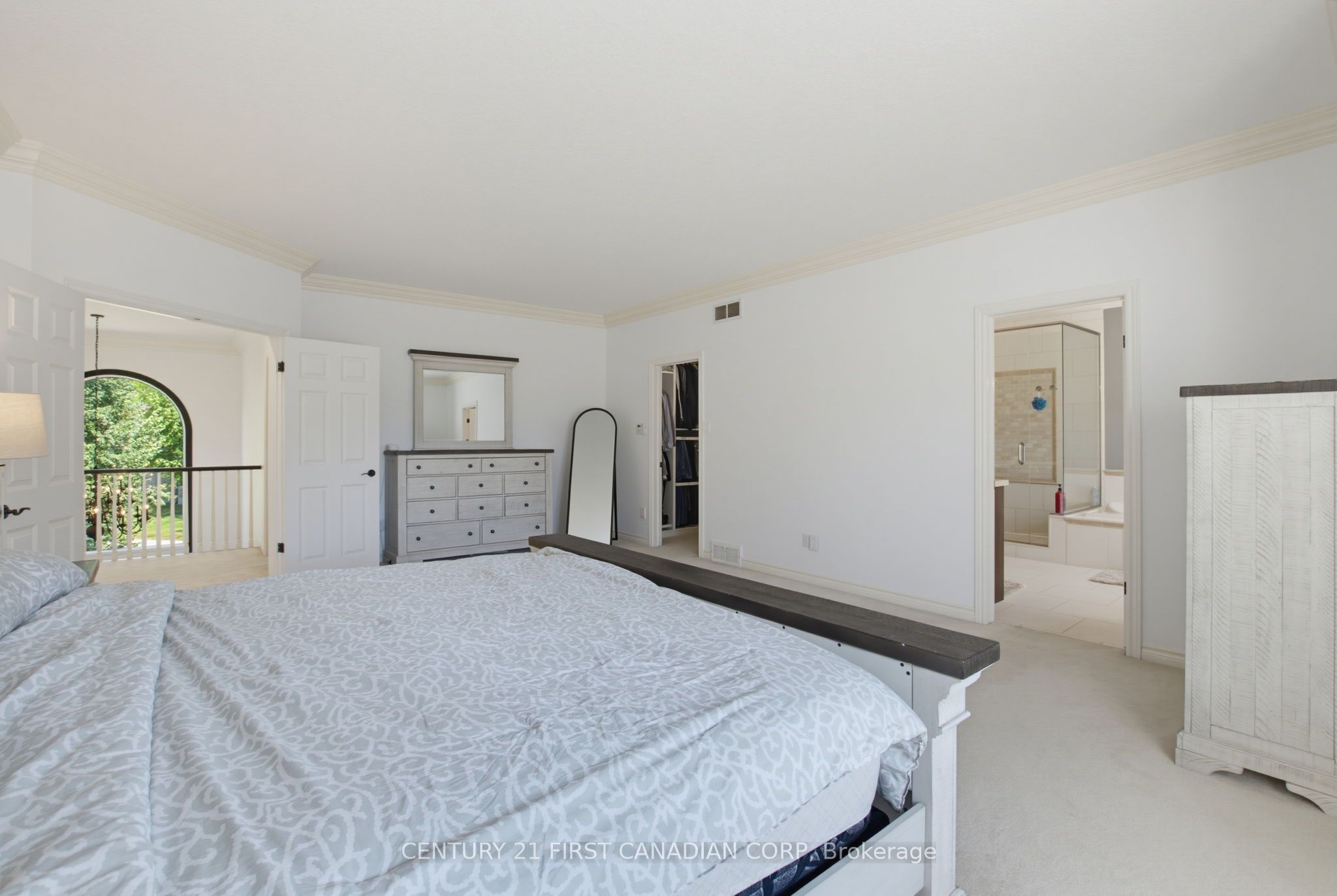 106 Fitzwilliam Boulevard Property Photo 18