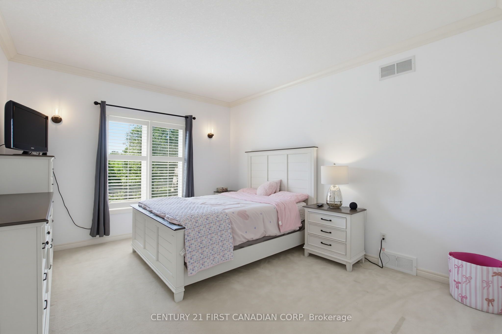 106 Fitzwilliam Boulevard Property Photo 24