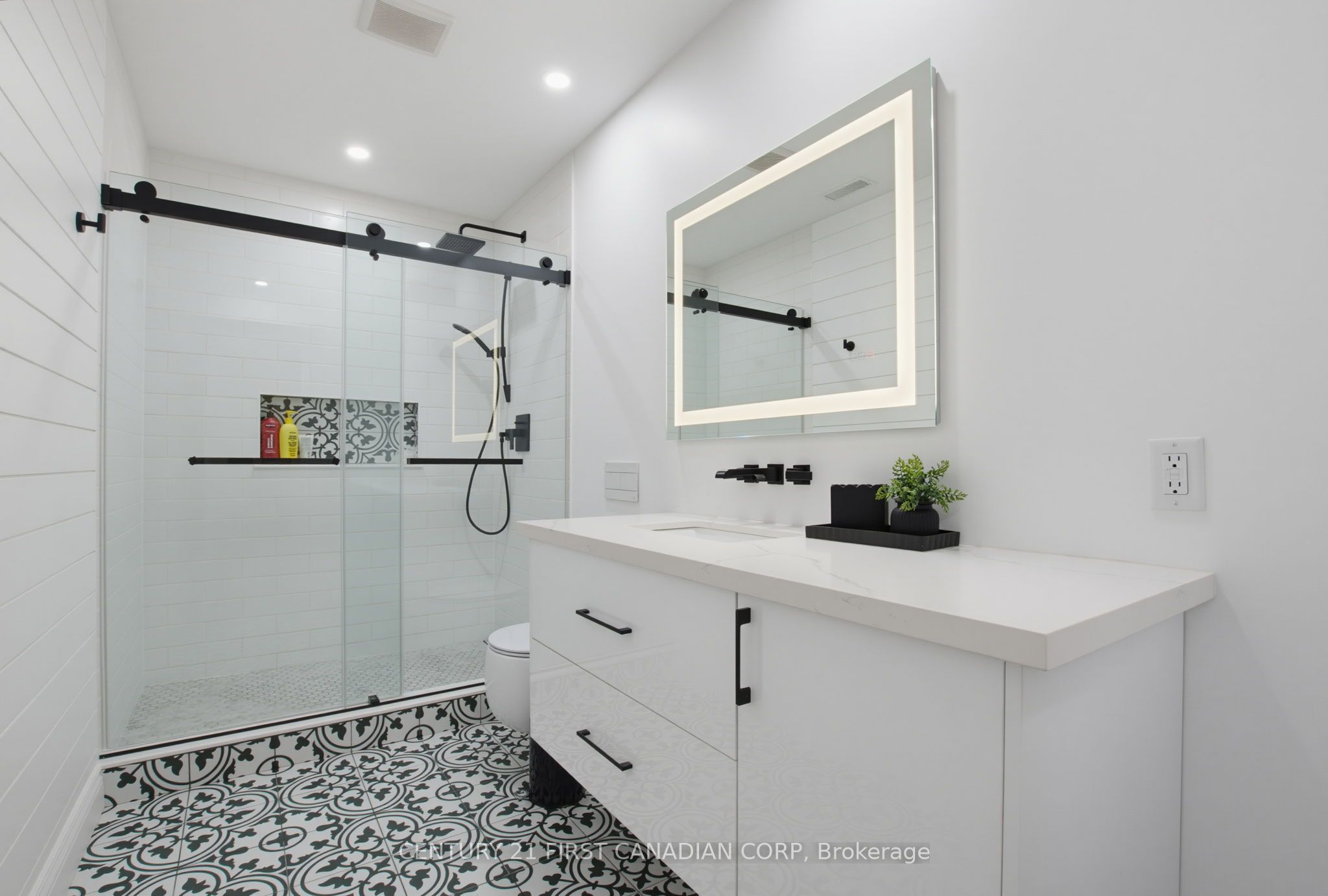 106 Fitzwilliam Boulevard Property Photo 30