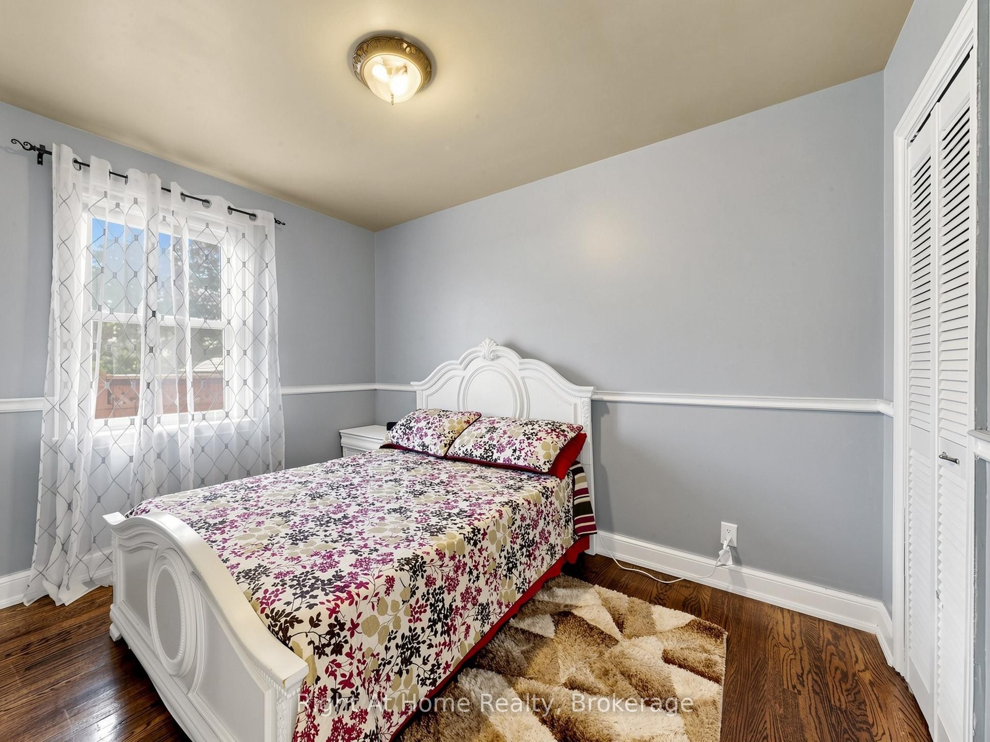 536 Barbara Street Property Photo 16