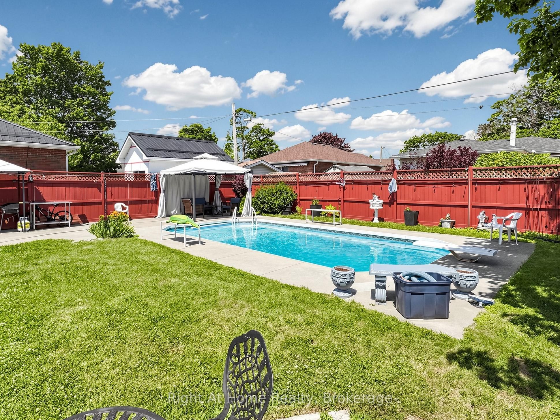 536 Barbara Street Property Photo 46