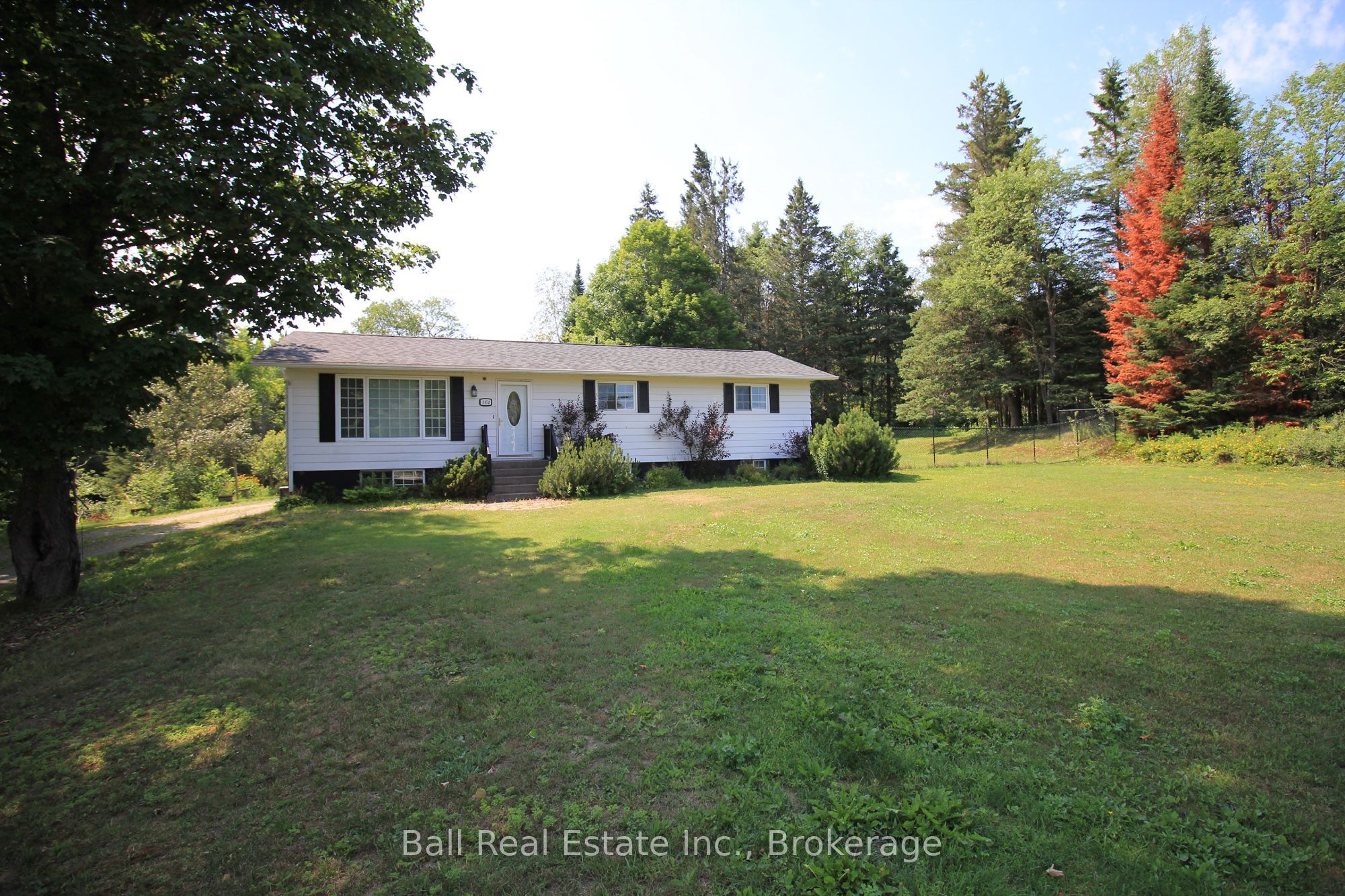 5472 Loop Road Property Photo 3