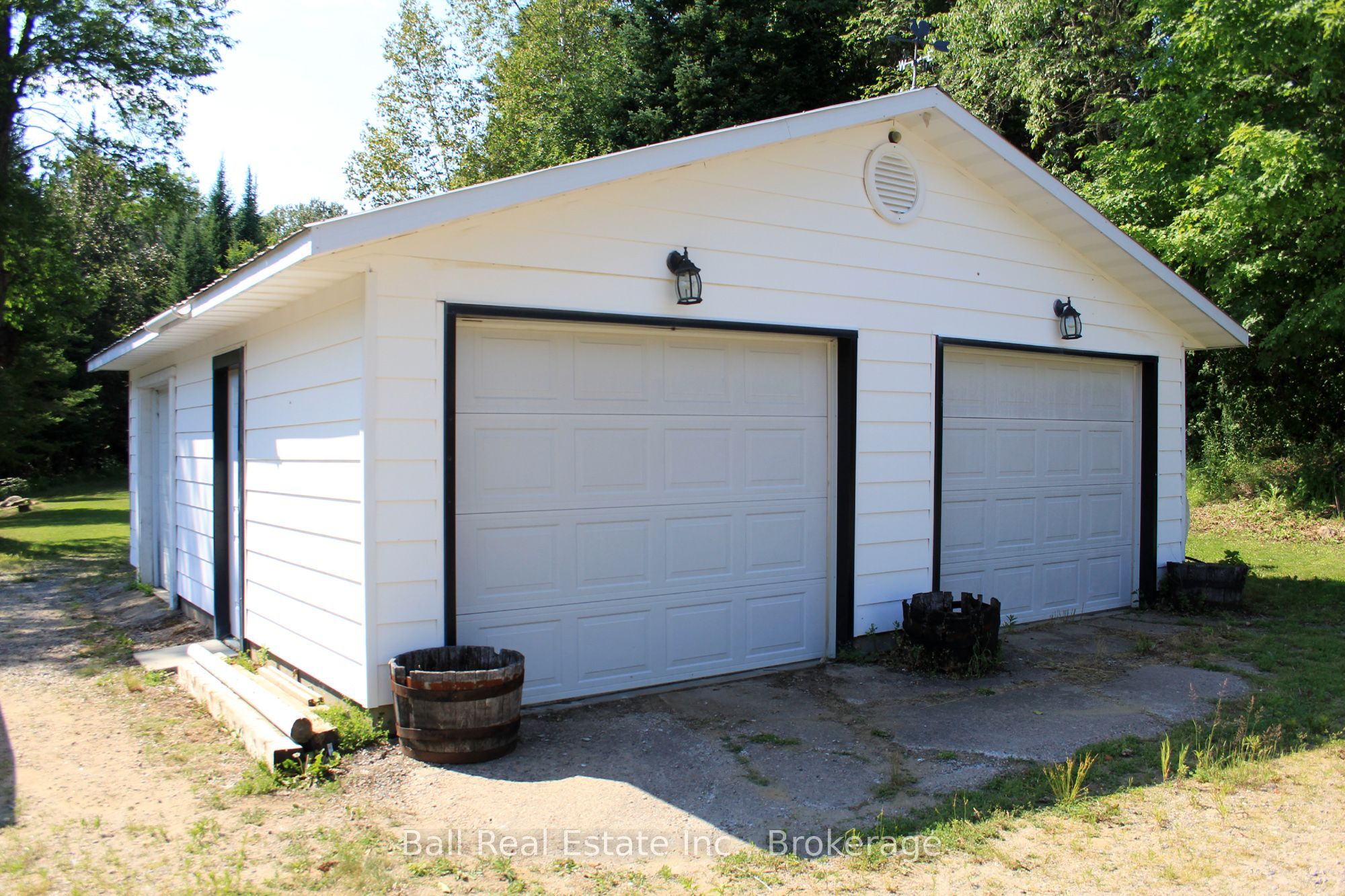 5472 Loop Road Property Photo 4