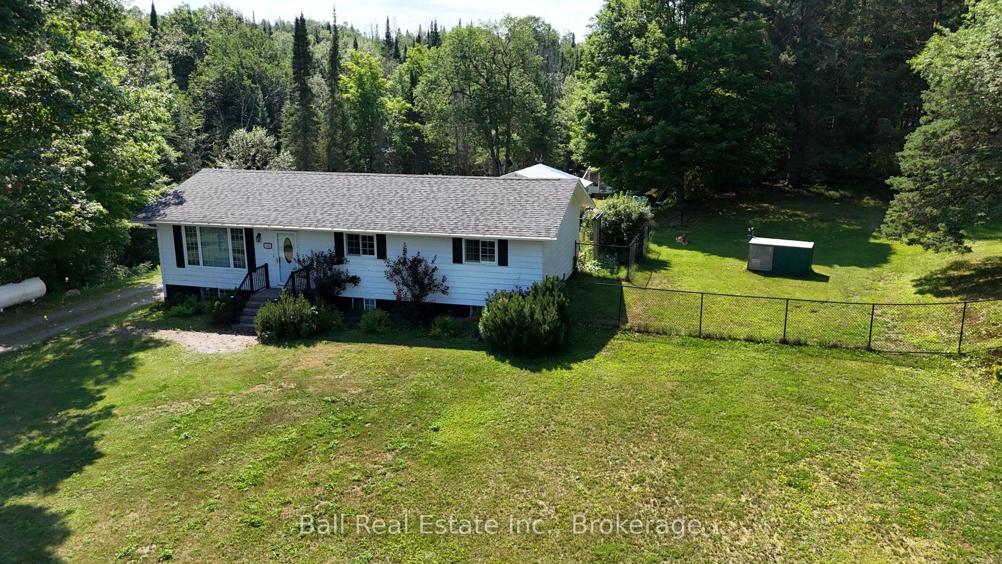 5472 Loop Road Property Photo 13