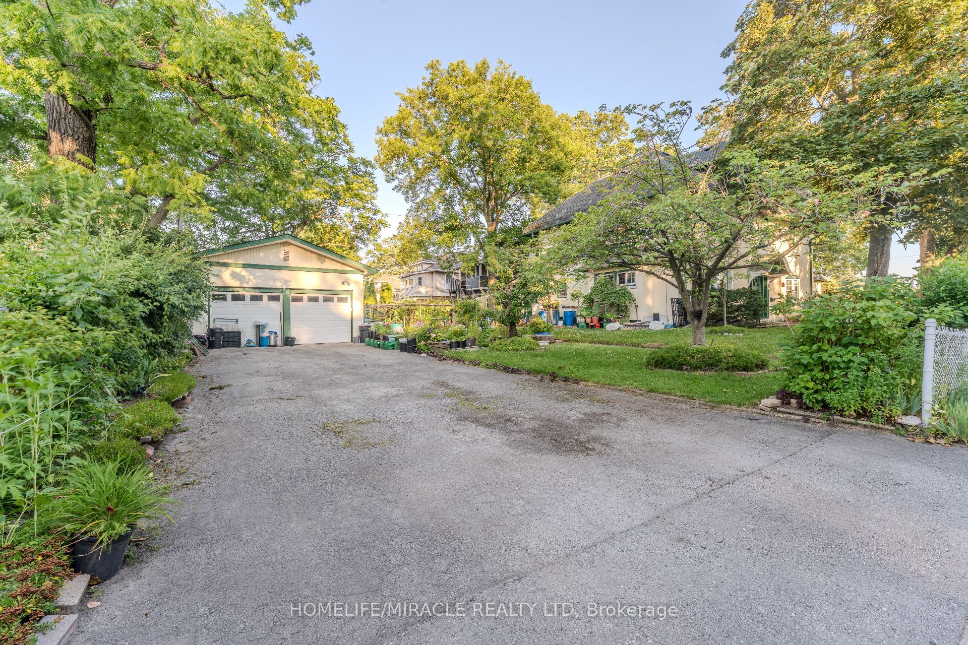 5214 Third Avenue Property Photo 5