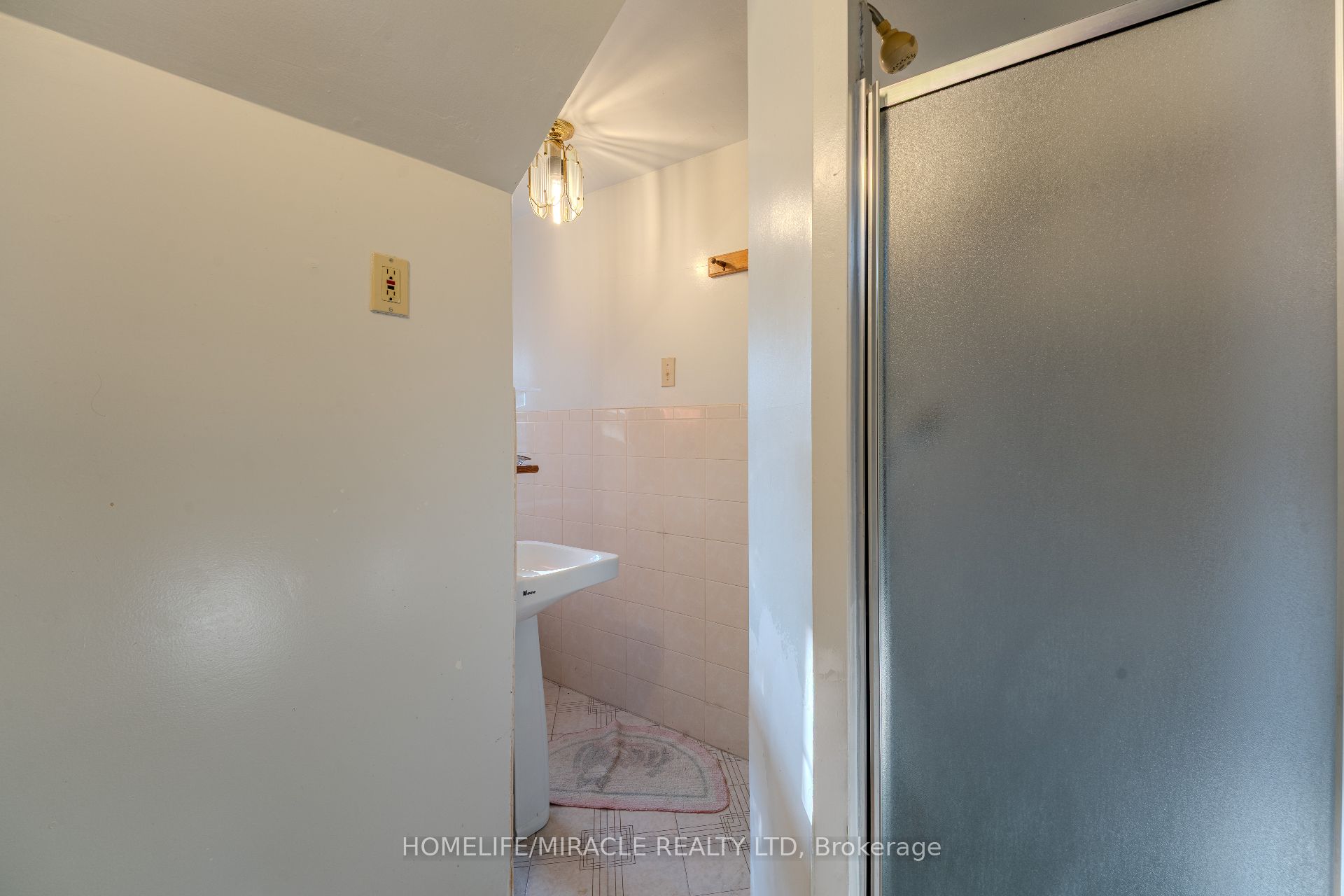 5214 Third Avenue Property Photo 19