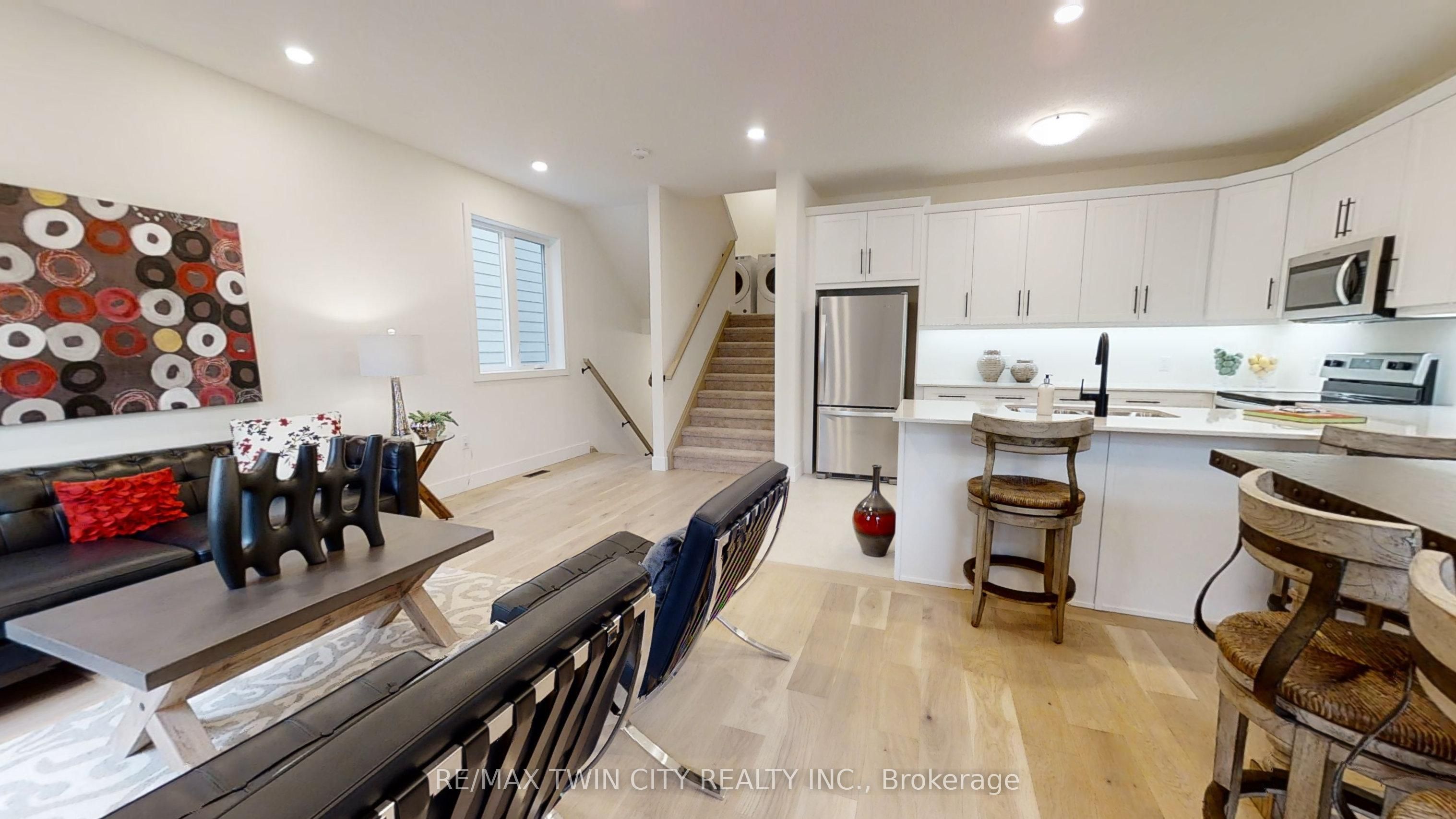 77 Christopher Court Property Photo 11