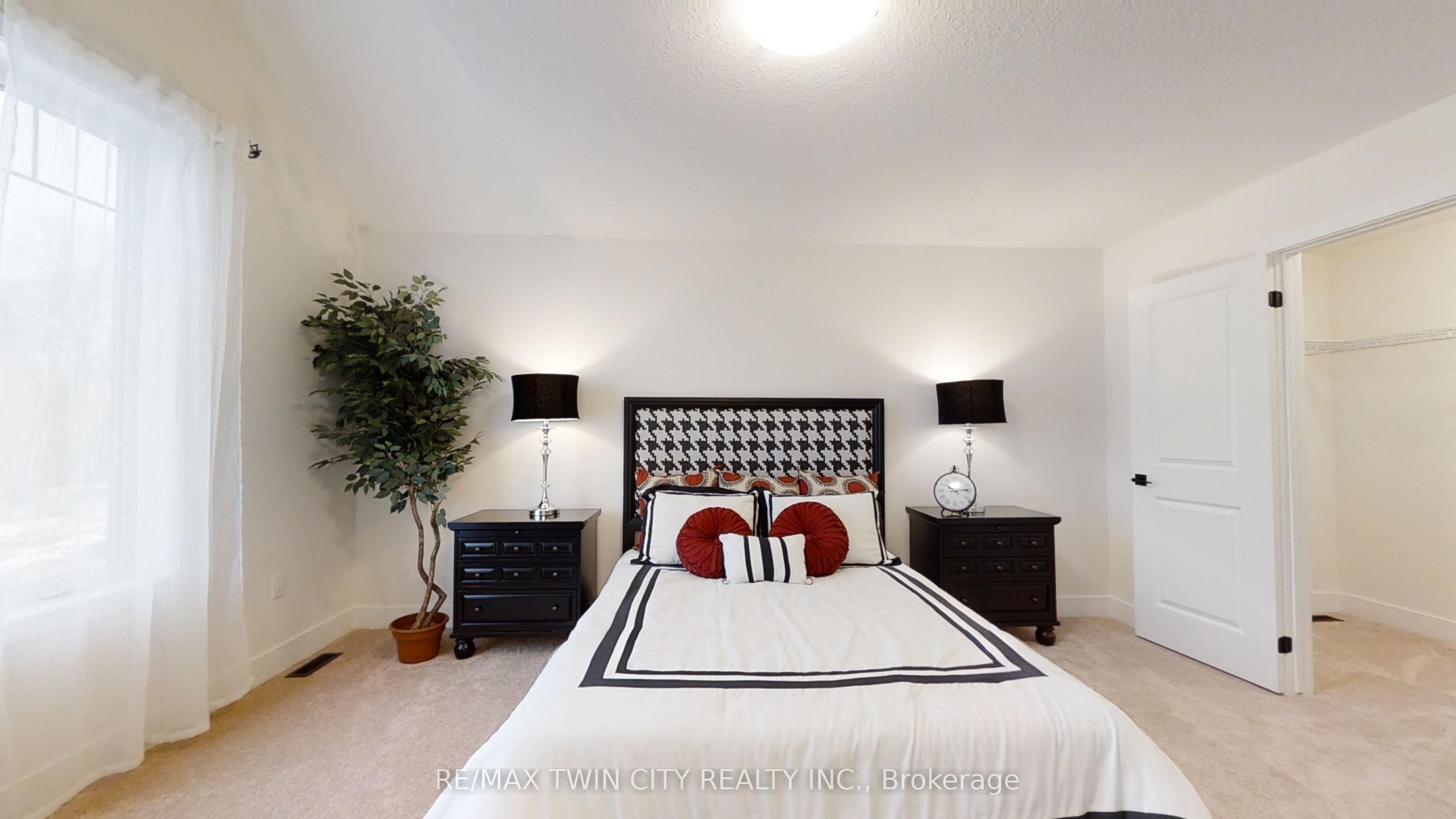 77 Christopher Court Property Photo 16