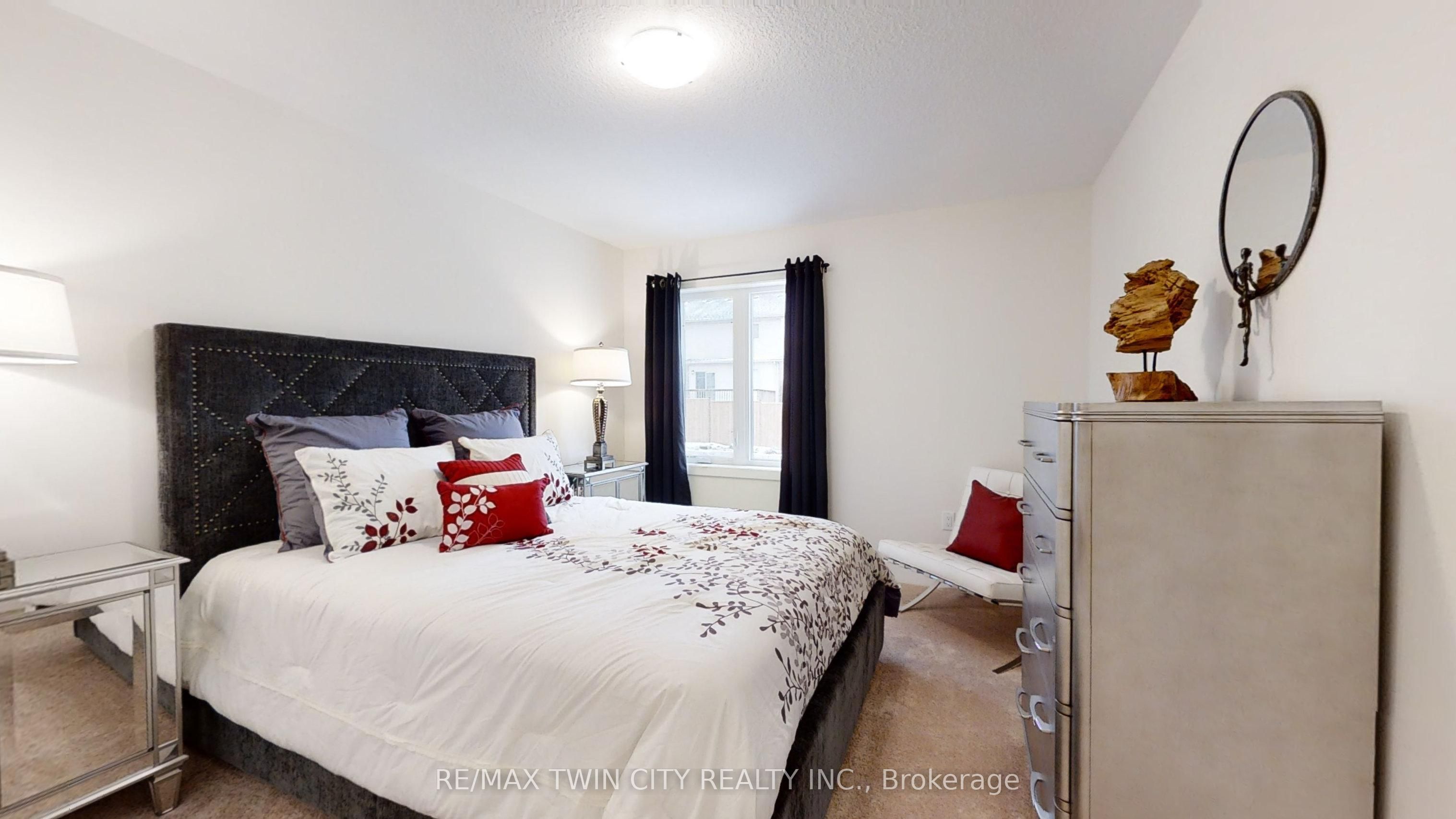 77 Christopher Court Property Photo 19