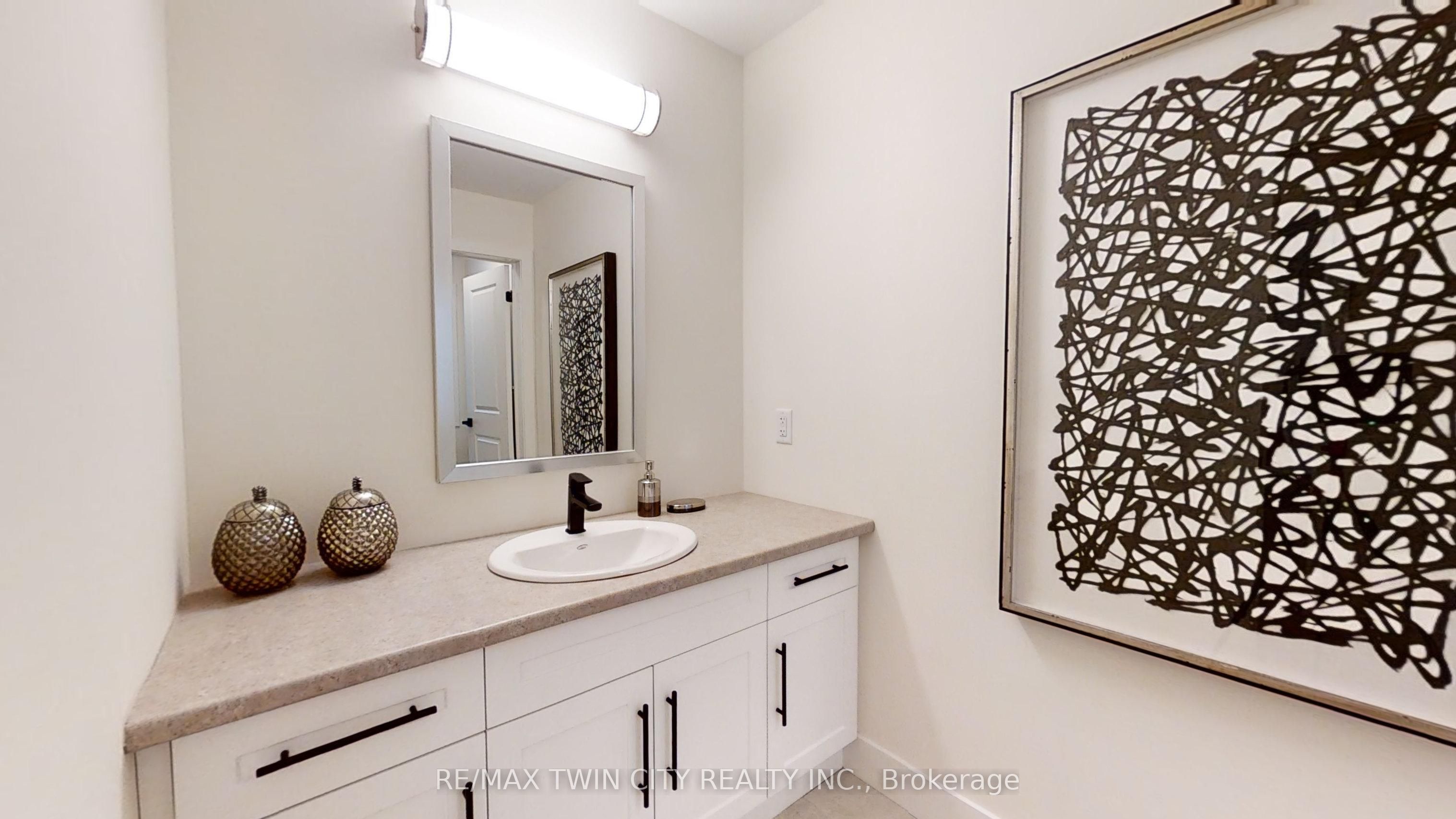 77 Christopher Court Property Photo 20