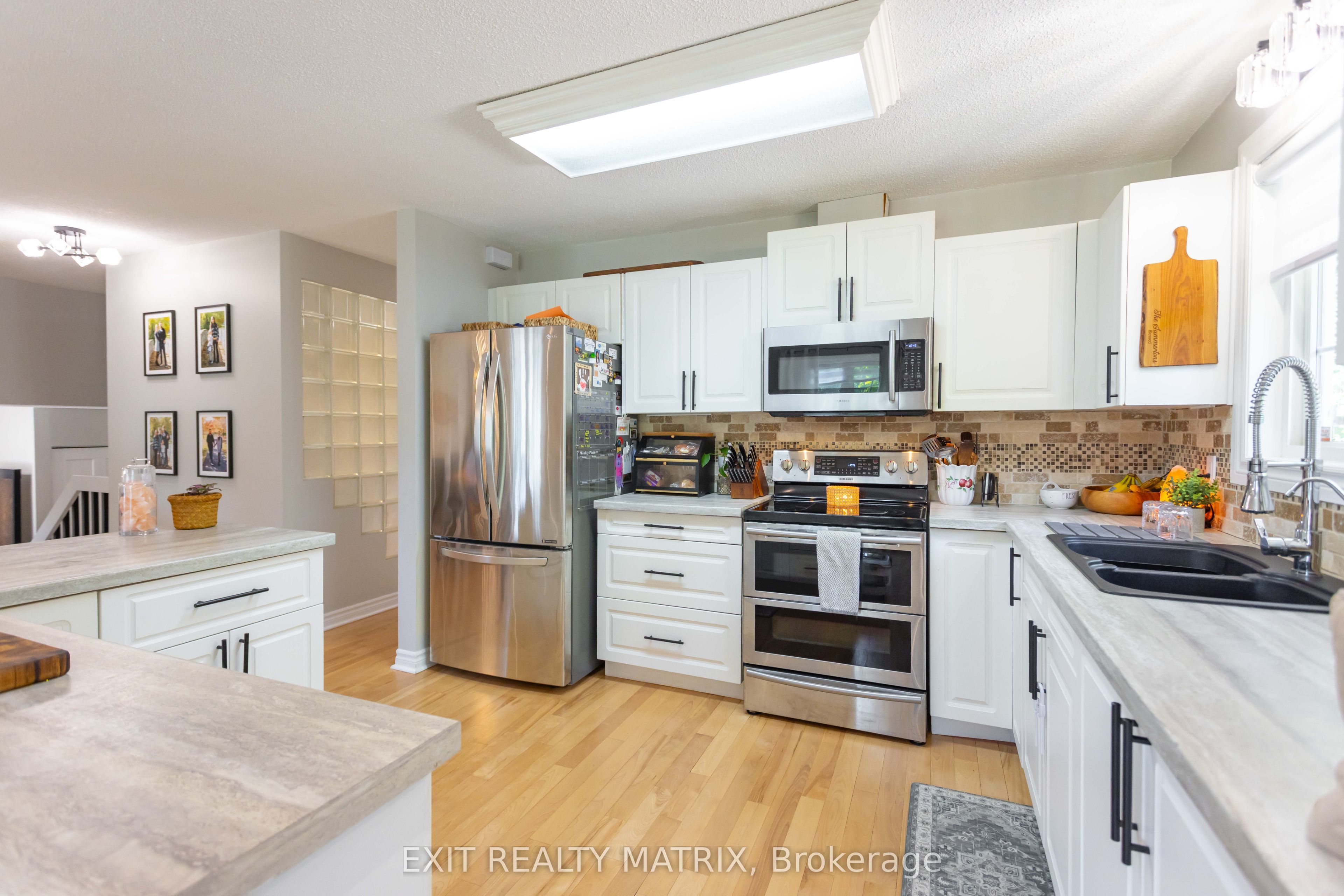8399 Rowan Drive Property Photo 11