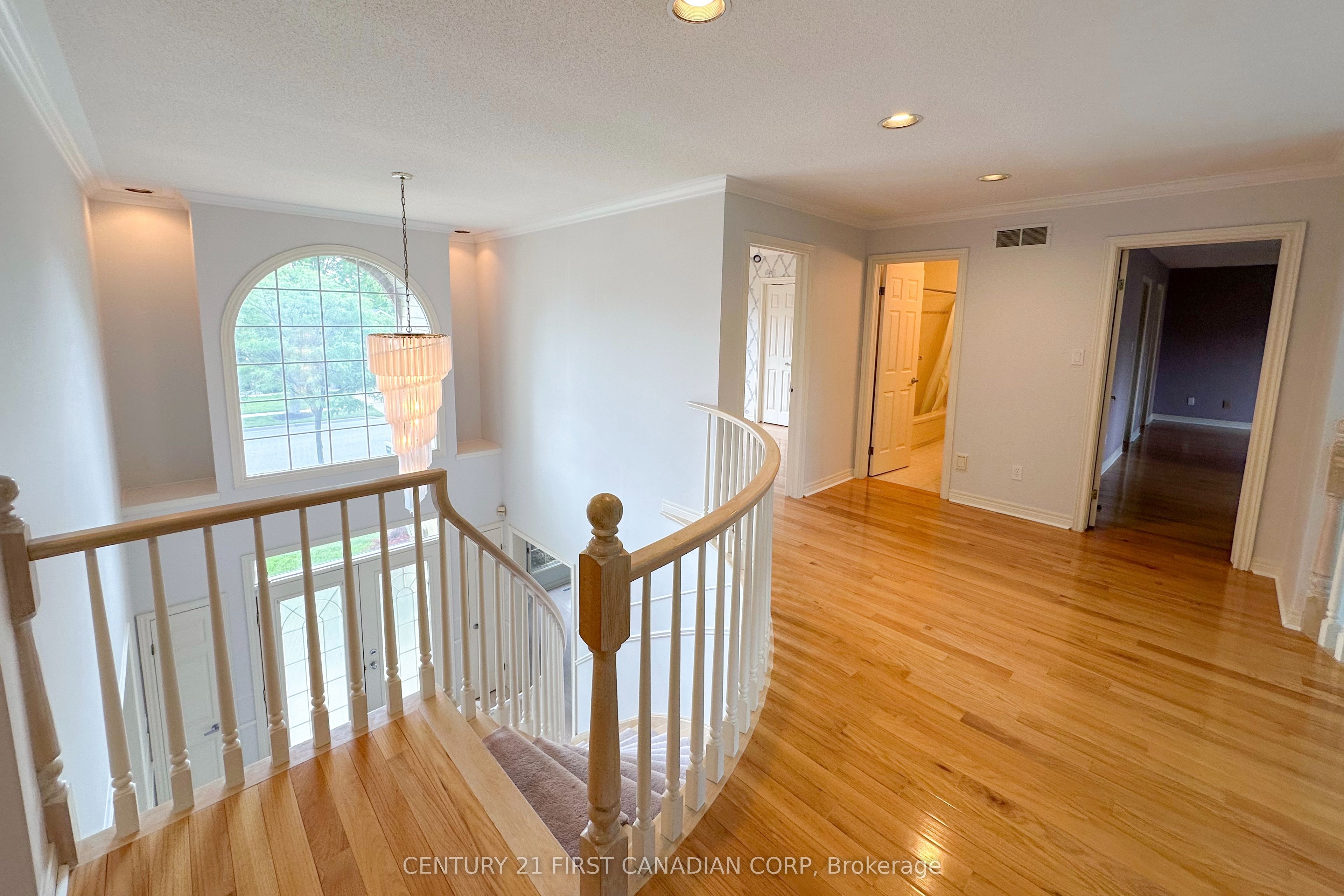 442 Ambleside Drive Property Photo 20