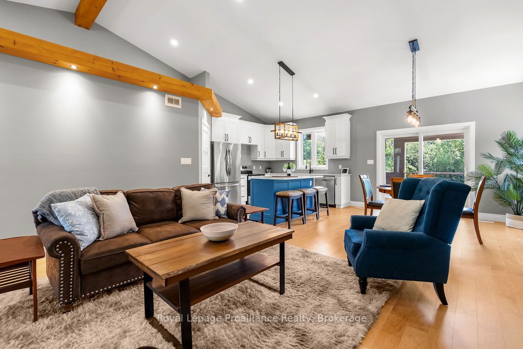 556 Marsh Hill Road Property Photo 10