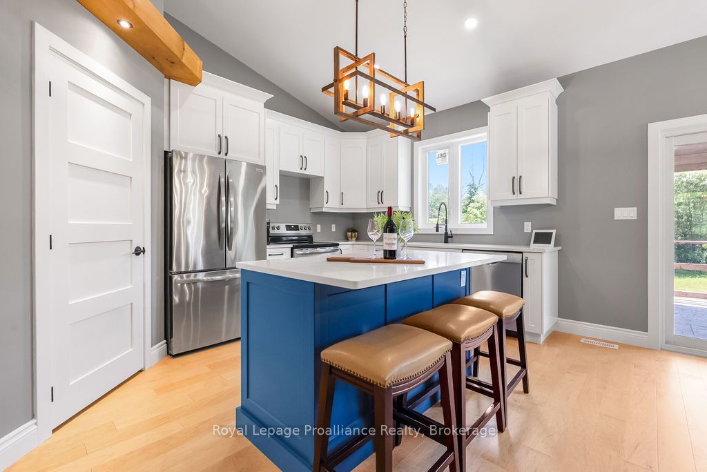 556 Marsh Hill Road Property Photo 14