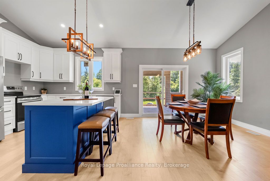 556 Marsh Hill Road Property Photo 15