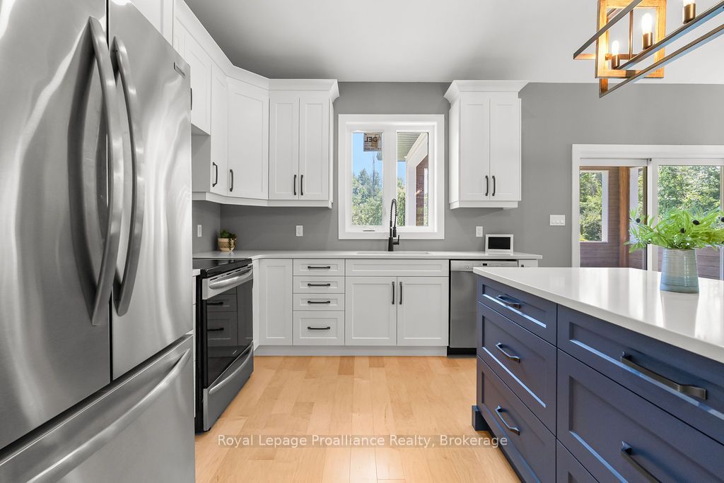 556 Marsh Hill Road Property Photo 16