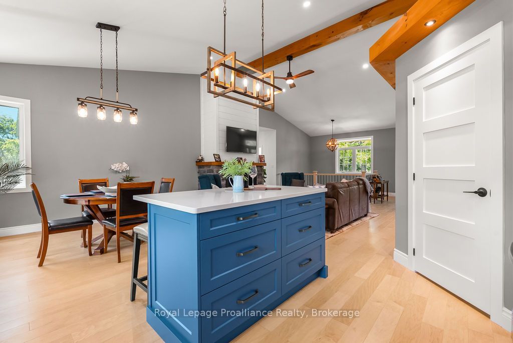 556 Marsh Hill Road Property Photo 18