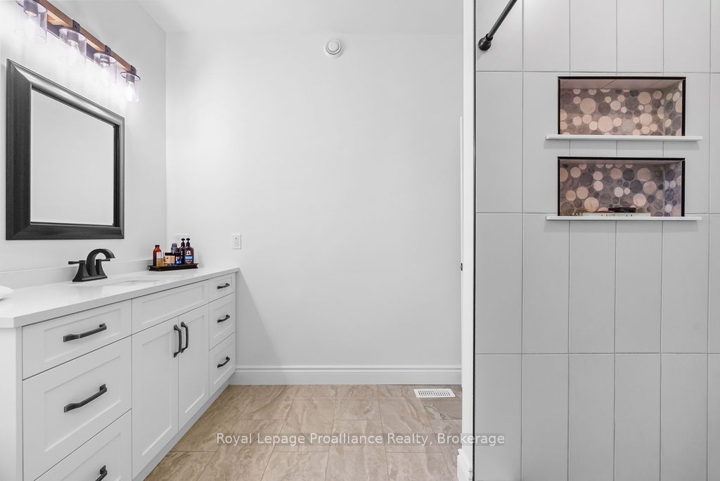 556 Marsh Hill Road Property Photo 27