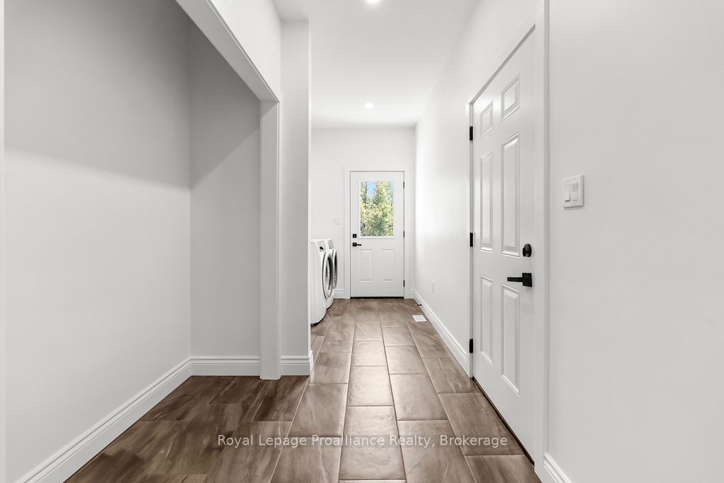 556 Marsh Hill Road Property Photo 31