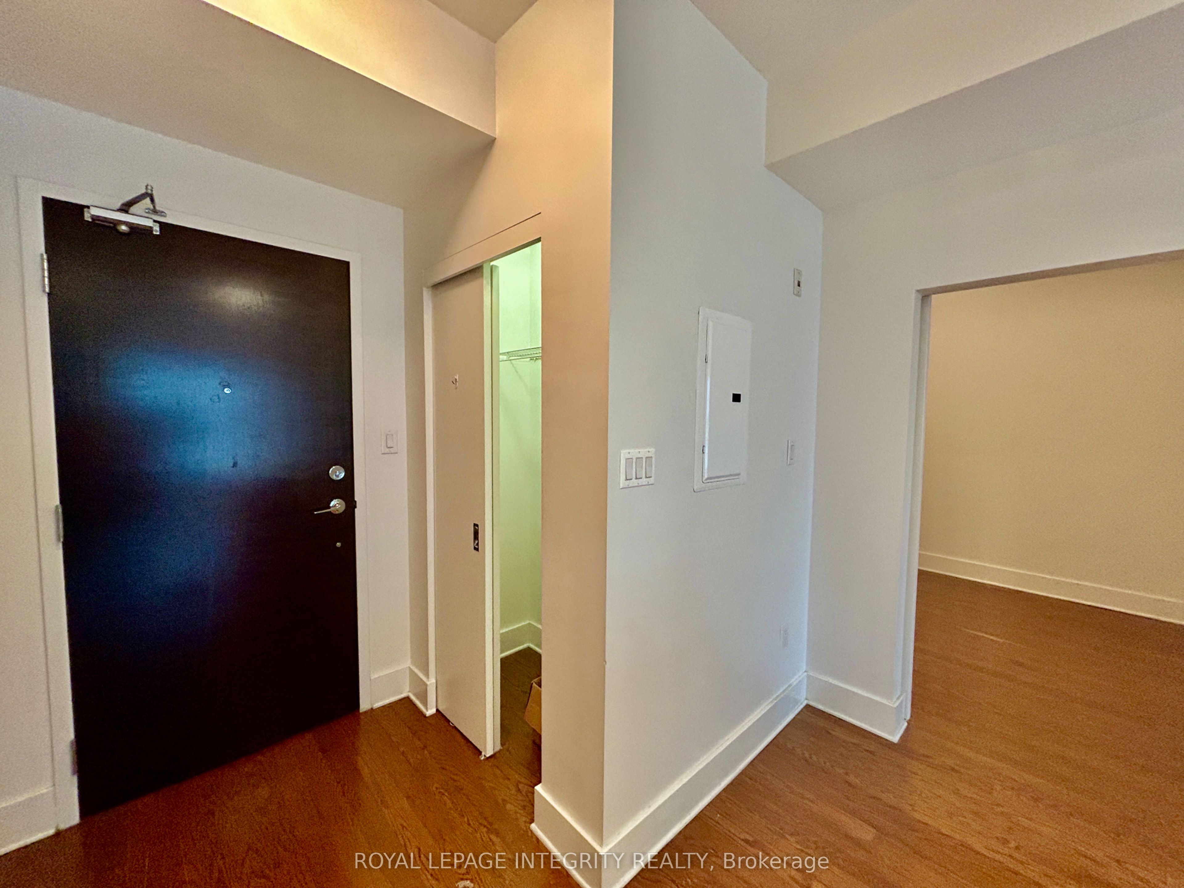 101 Richmond Road 420 Property Photo 6