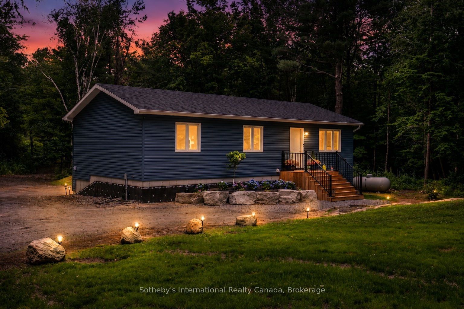 1222 Moon River Road Property Photo 1