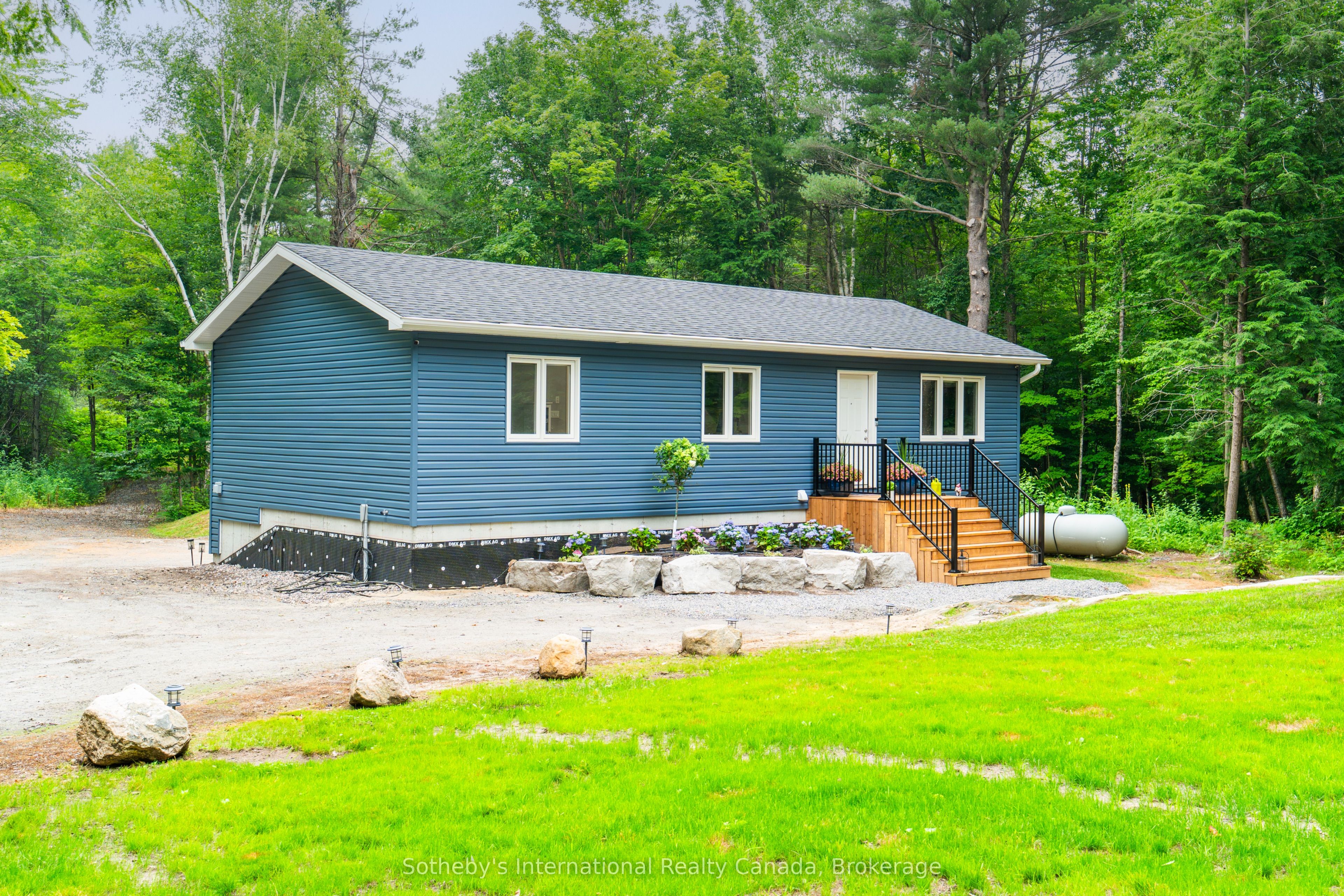 1222 Moon River Road Property Photo 2