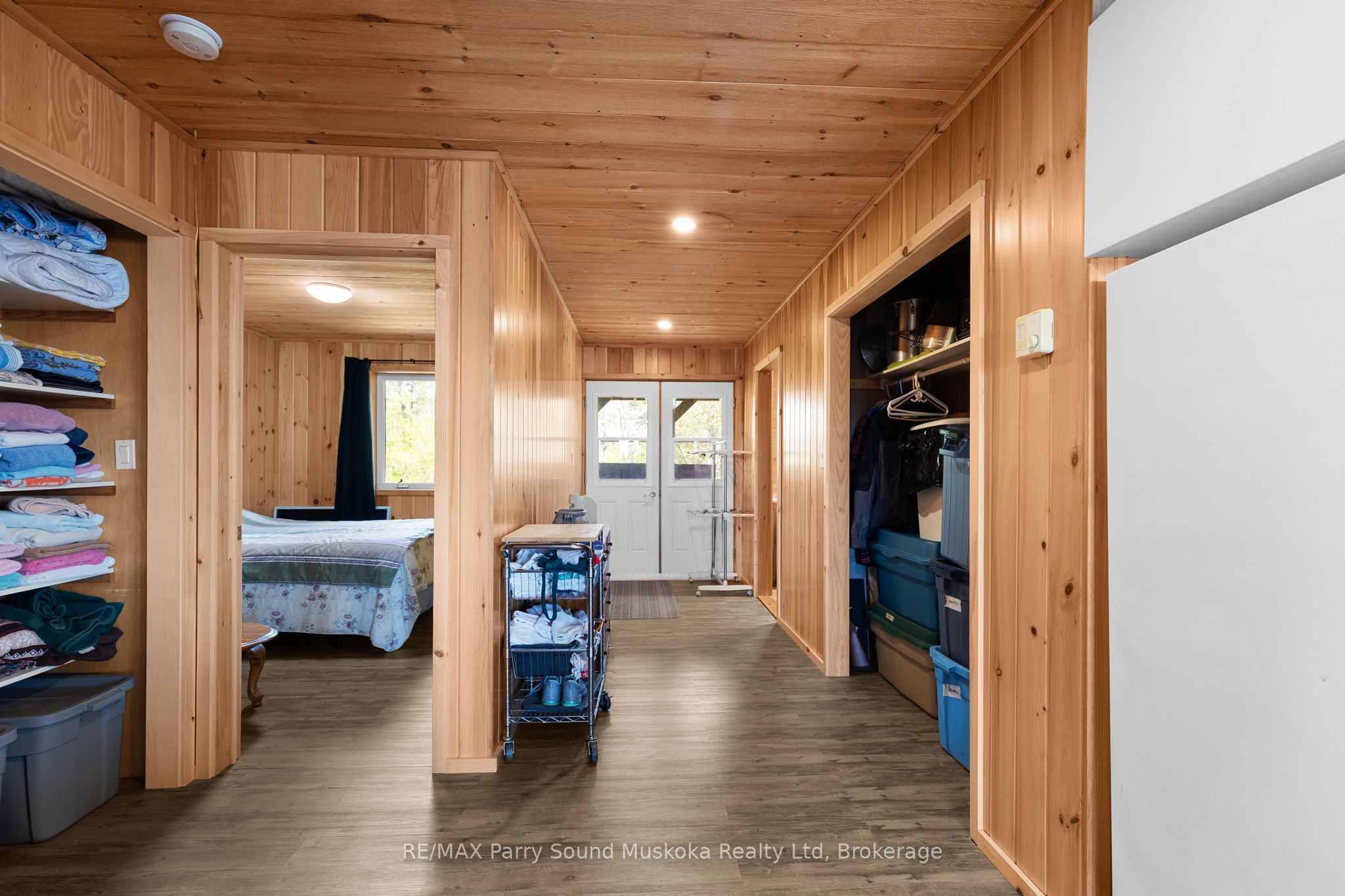 16 B55 Island Property Photo 29