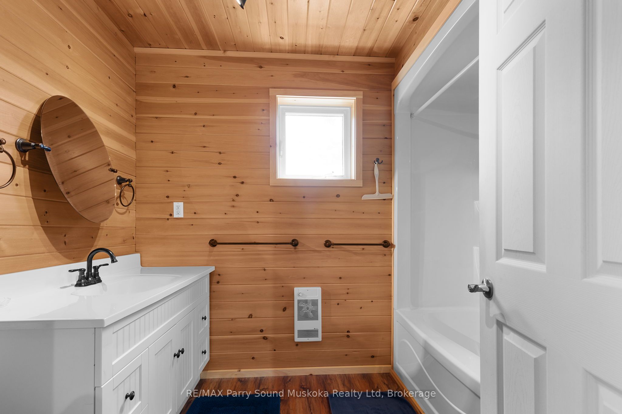 16 B55 Island Property Photo 33