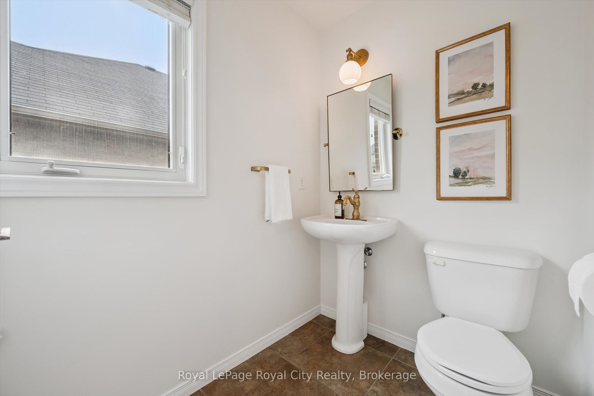 138 Flanders Road Property Photo 8