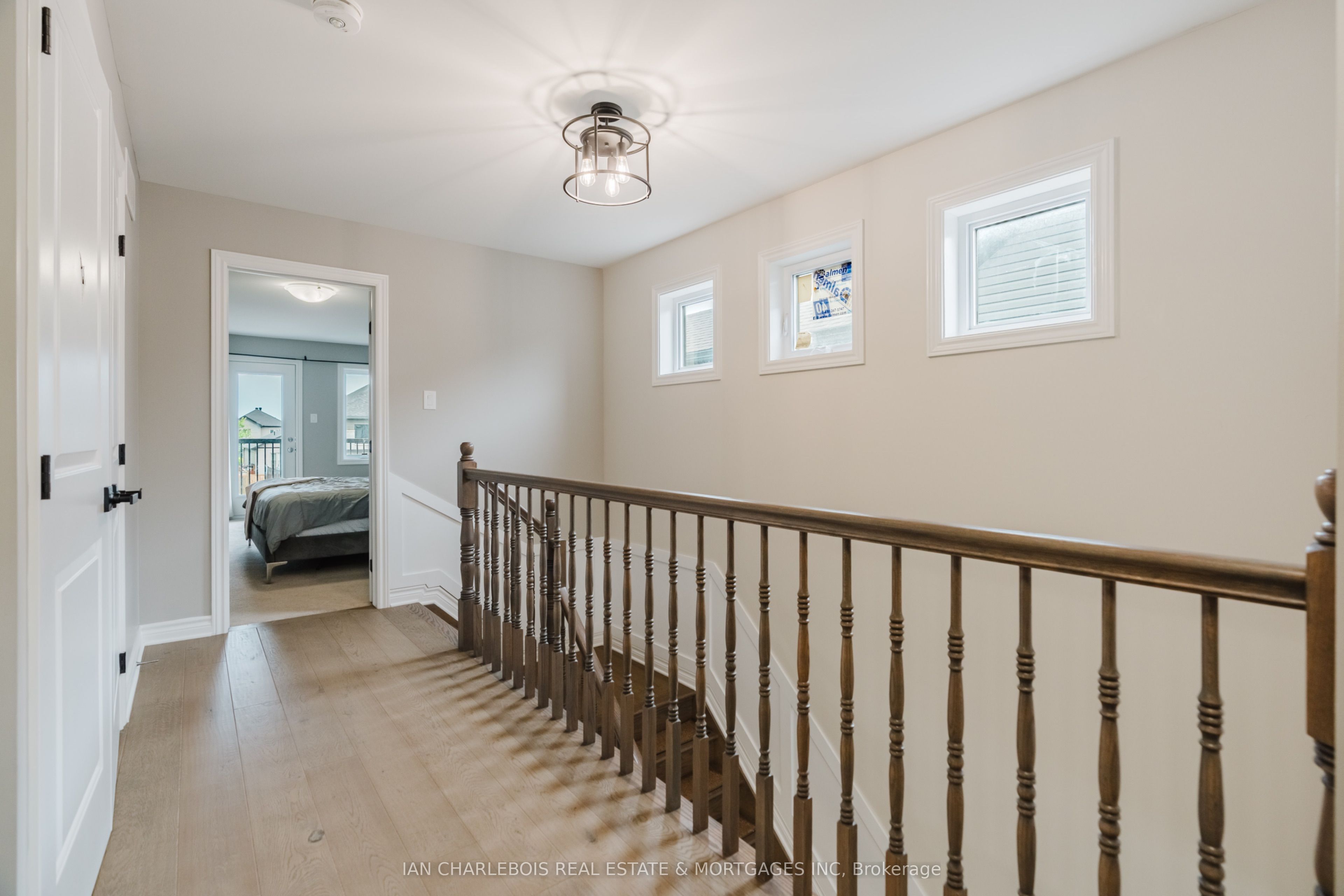 749 Namur Street Property Photo 17