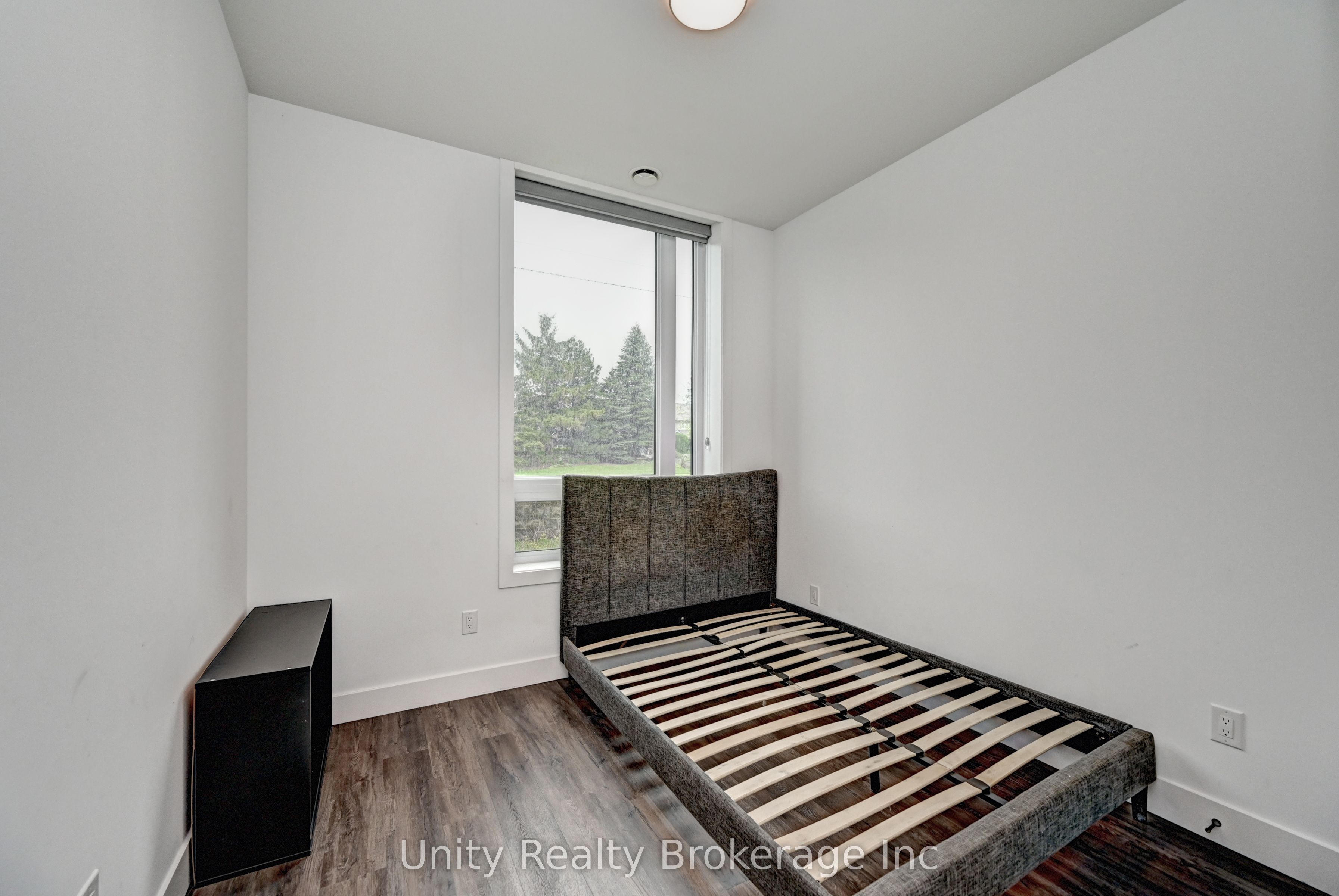26 Lowes Street 108 Property Photo 25