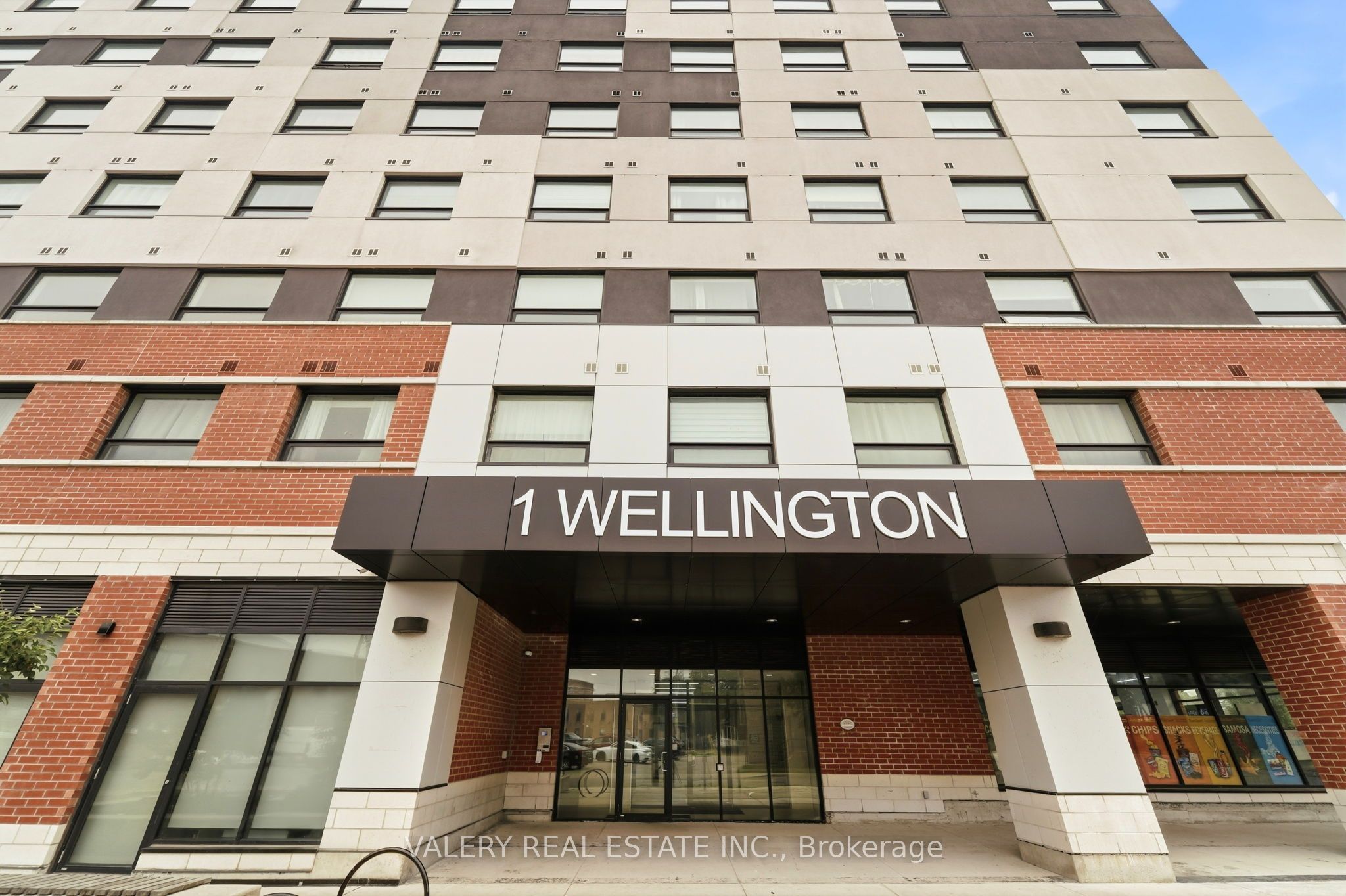 1 Wellington Street 717 Property Photo 1