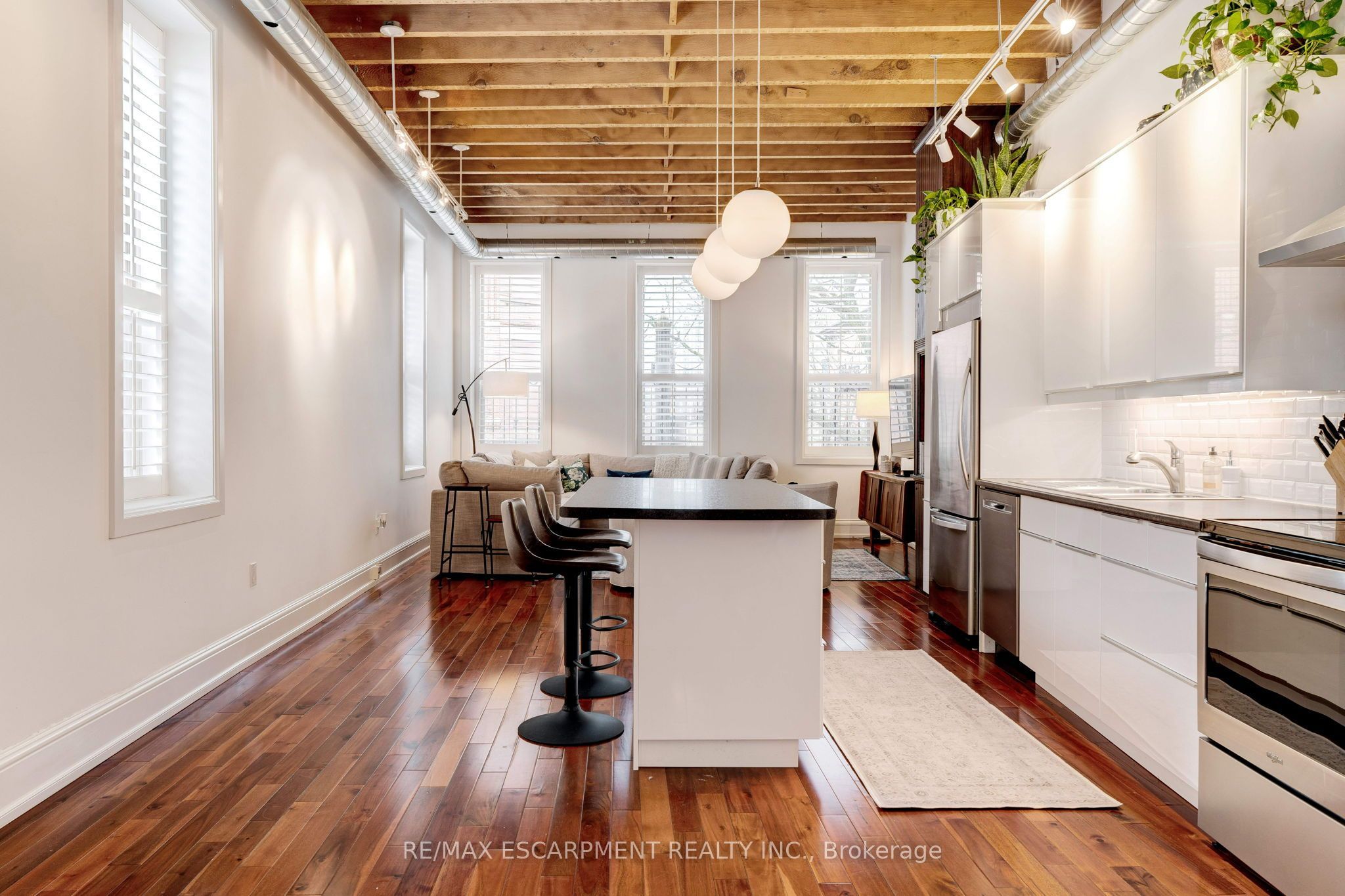 205 King Street E 2 Property Photo 13