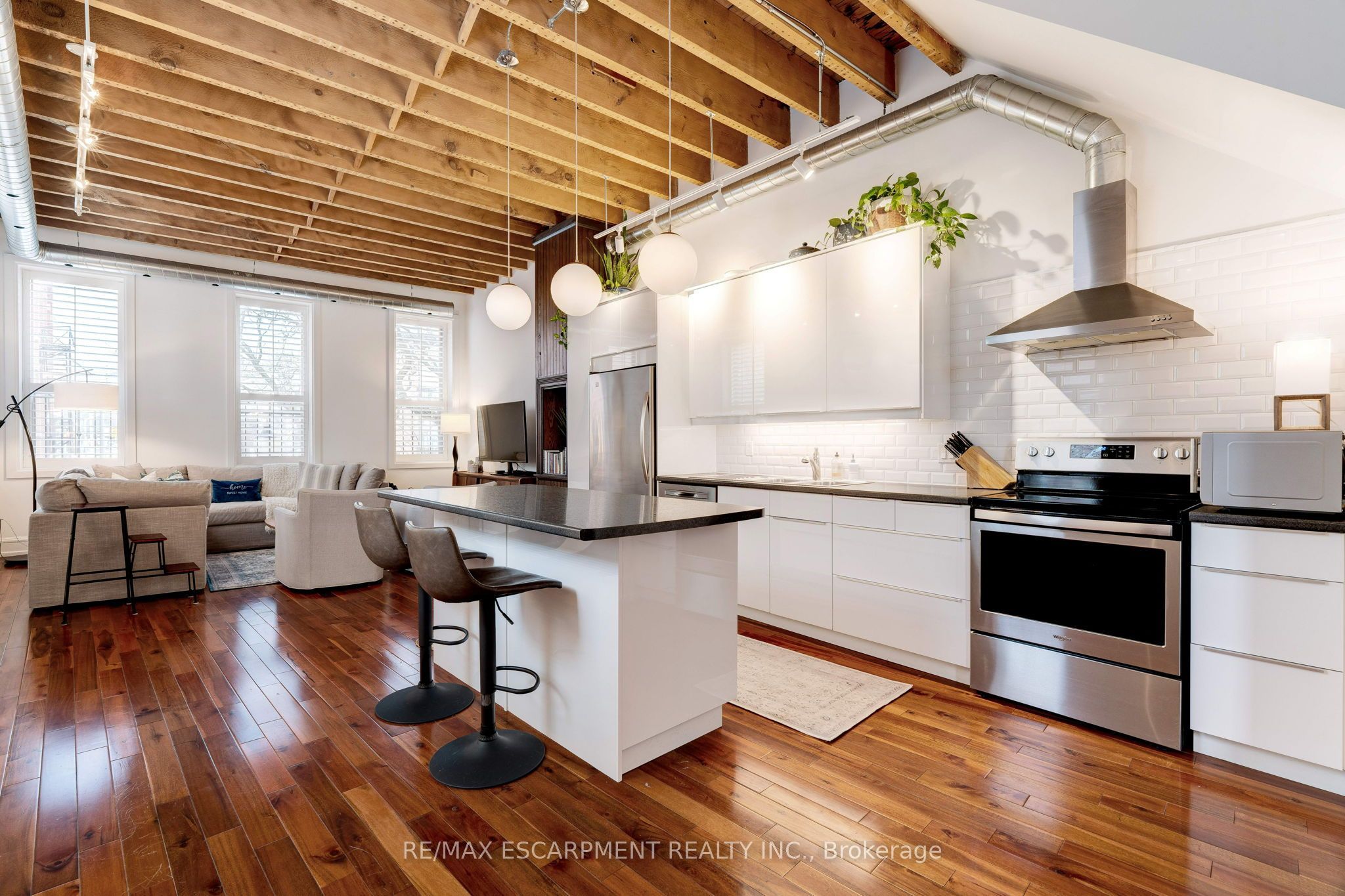205 King Street E 2 Property Photo 14