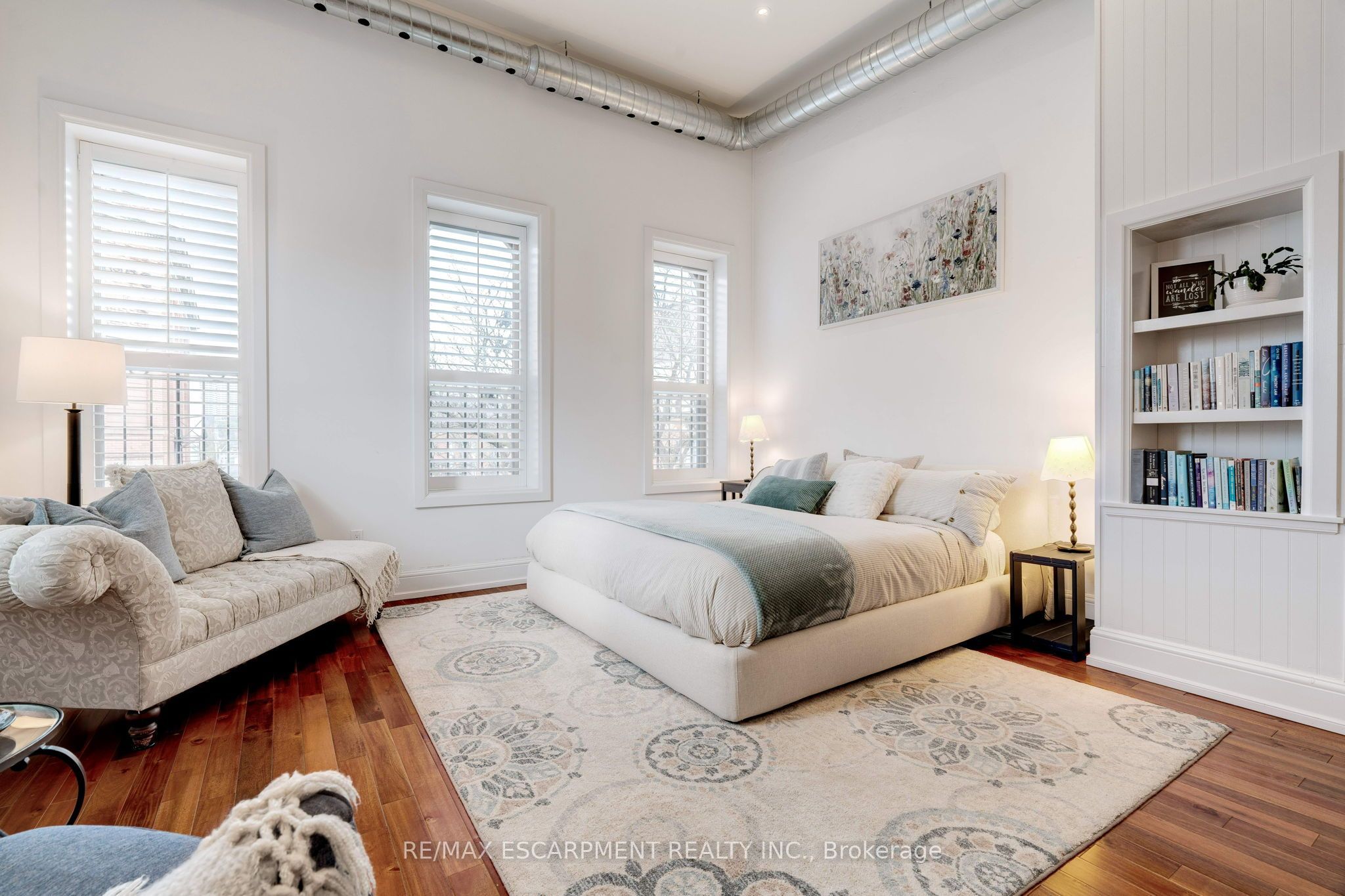 205 King Street E 2 Property Photo 29