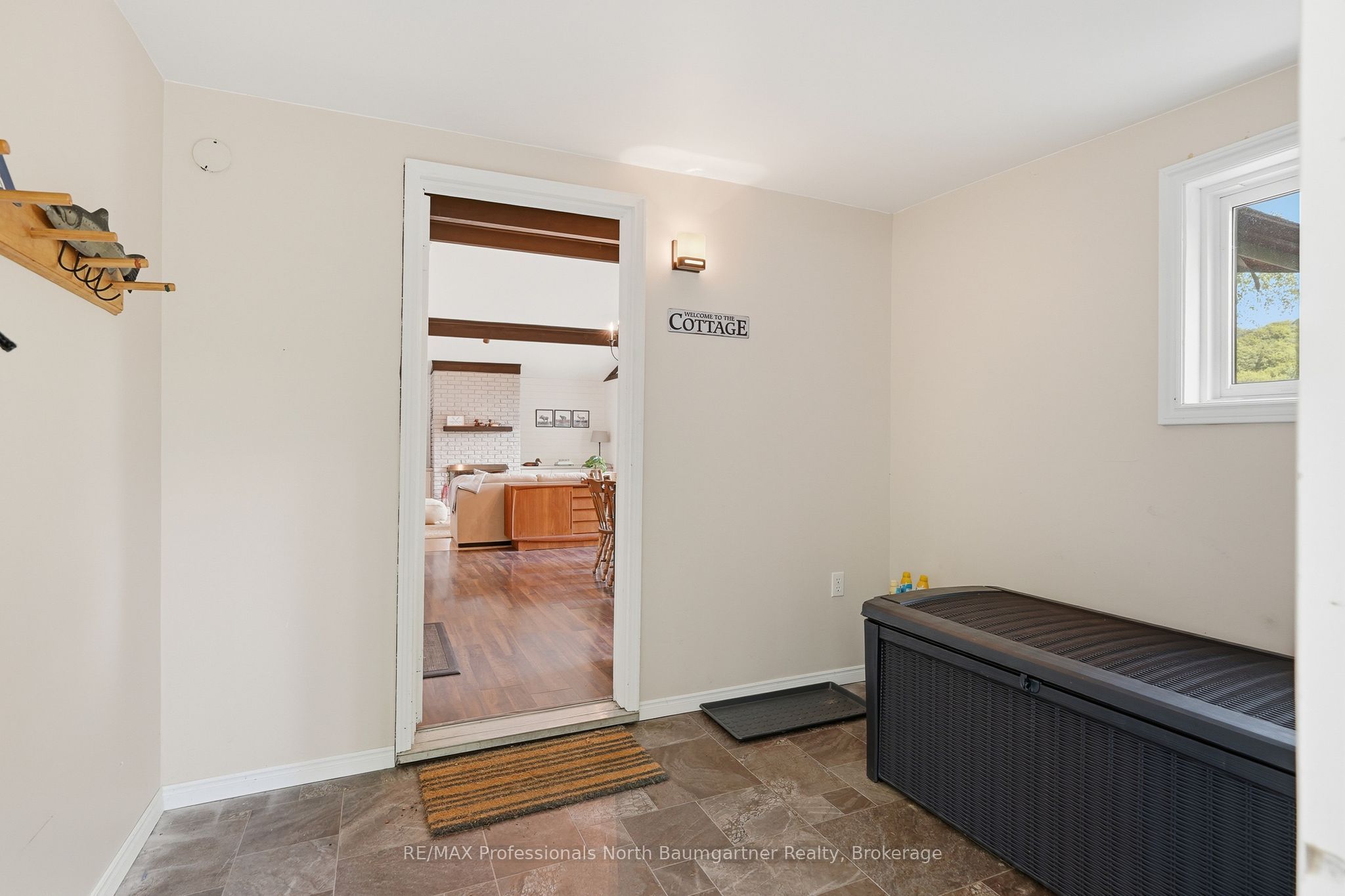 1021 Colonization Trail Property Photo 4
