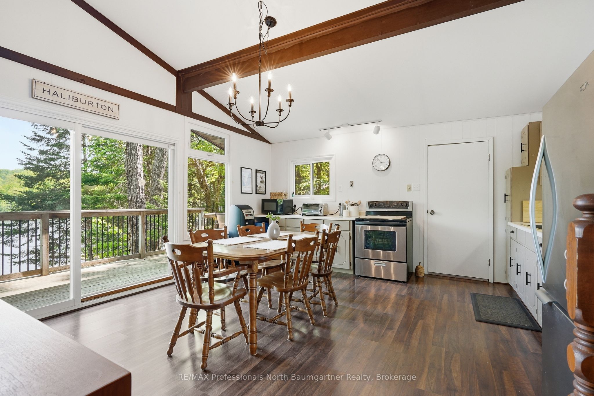 1021 Colonization Trail Property Photo 7