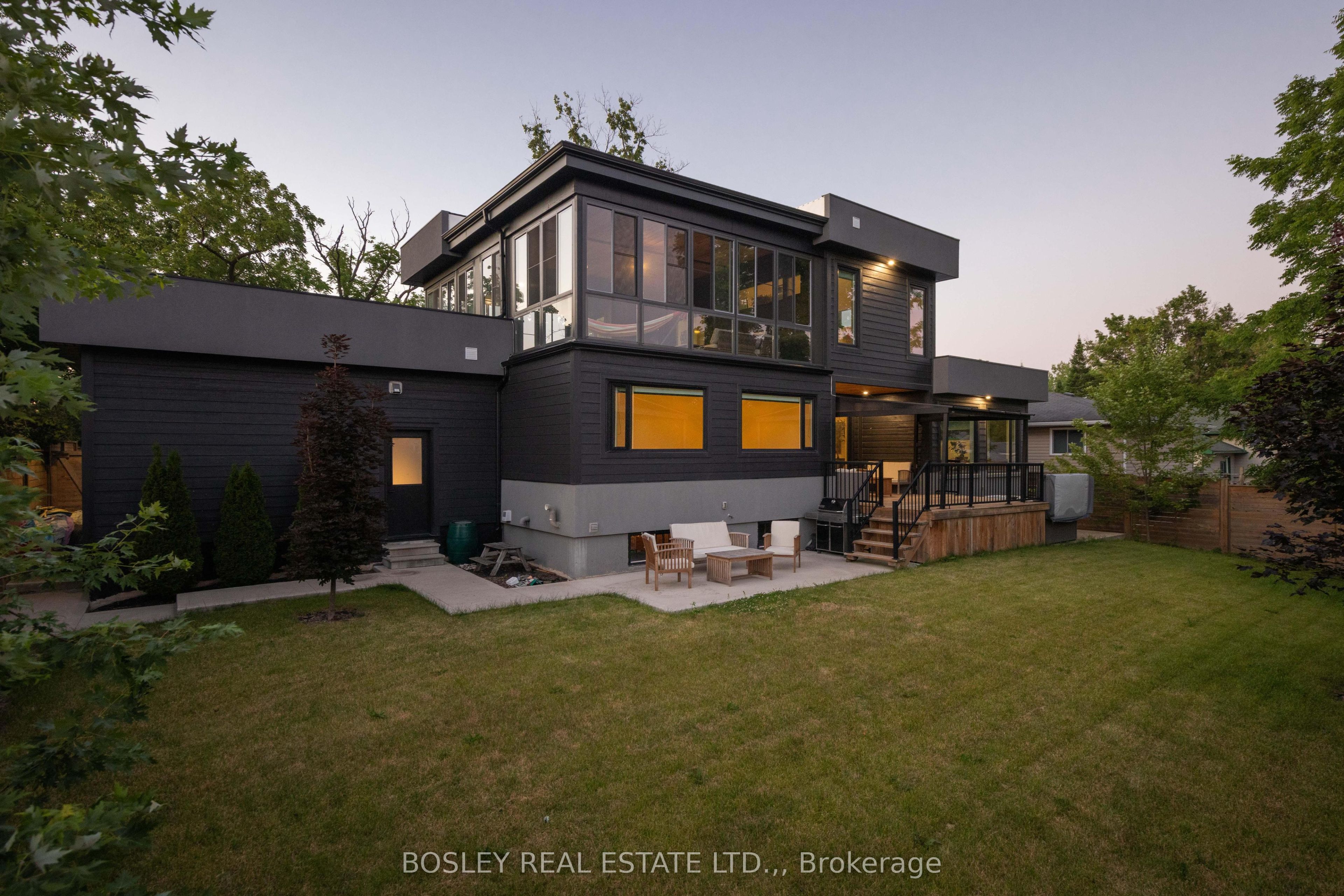 29 Rosedale Avenue Property Photo 4