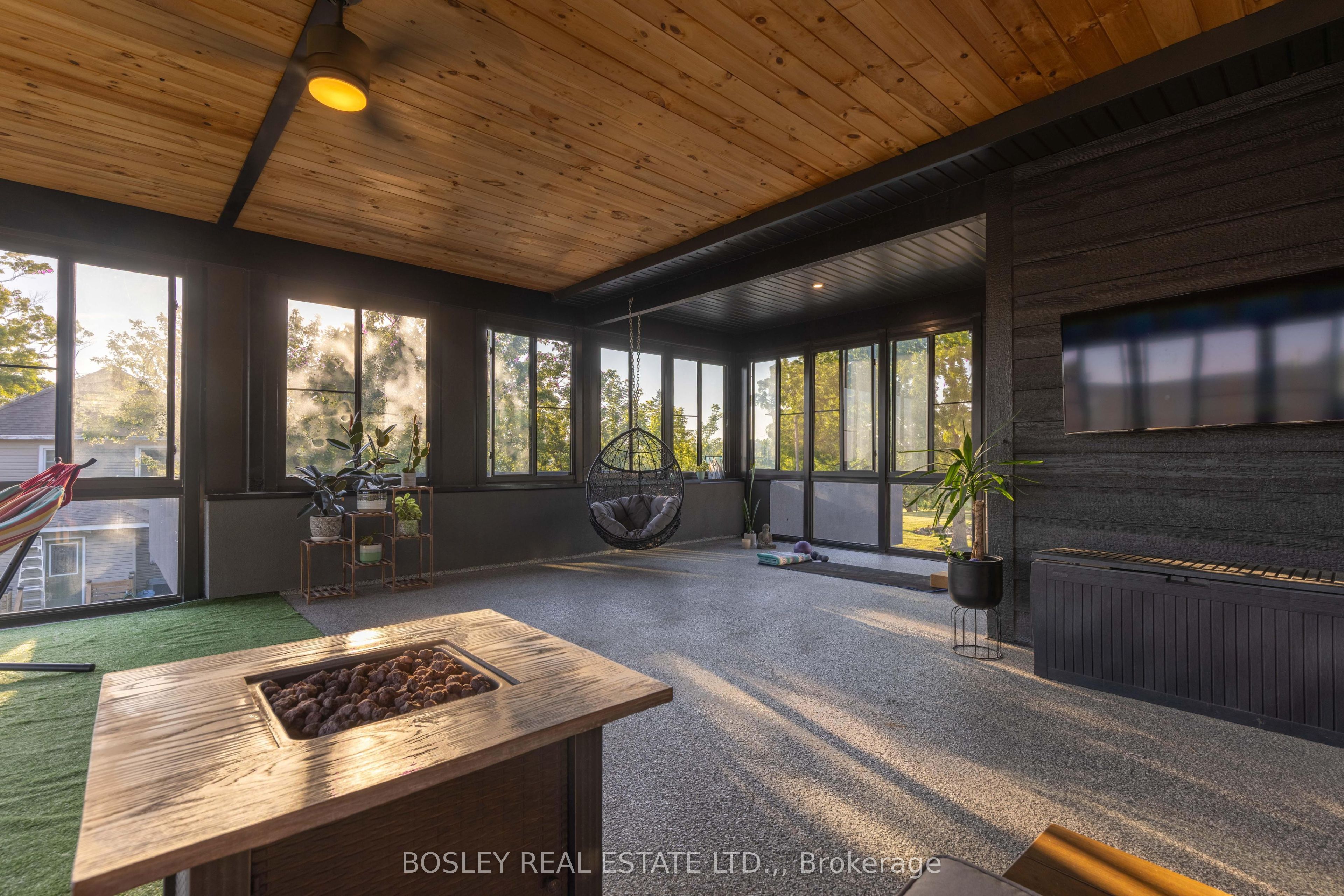 29 Rosedale Avenue Property Photo 23