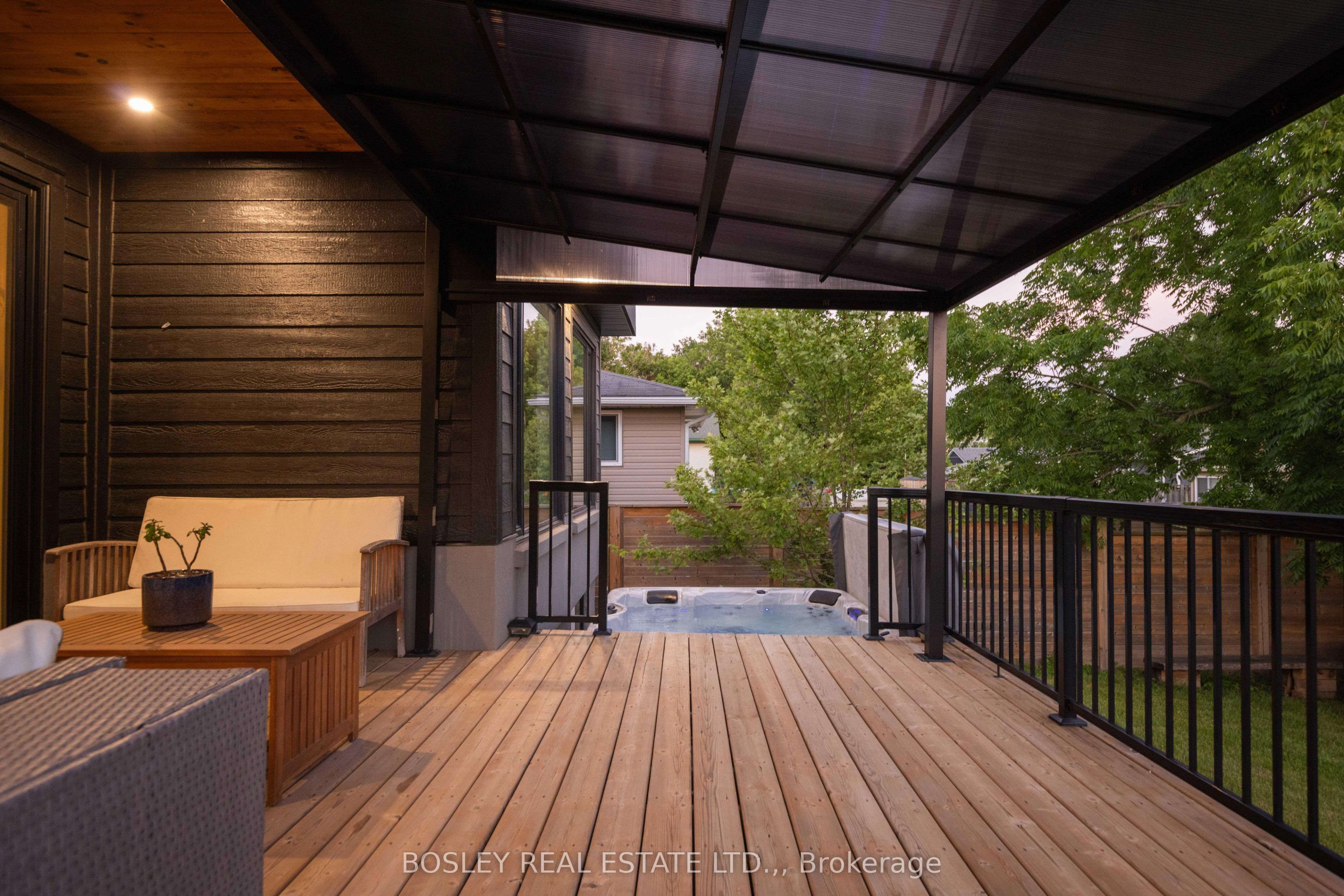 29 Rosedale Avenue Property Photo 34