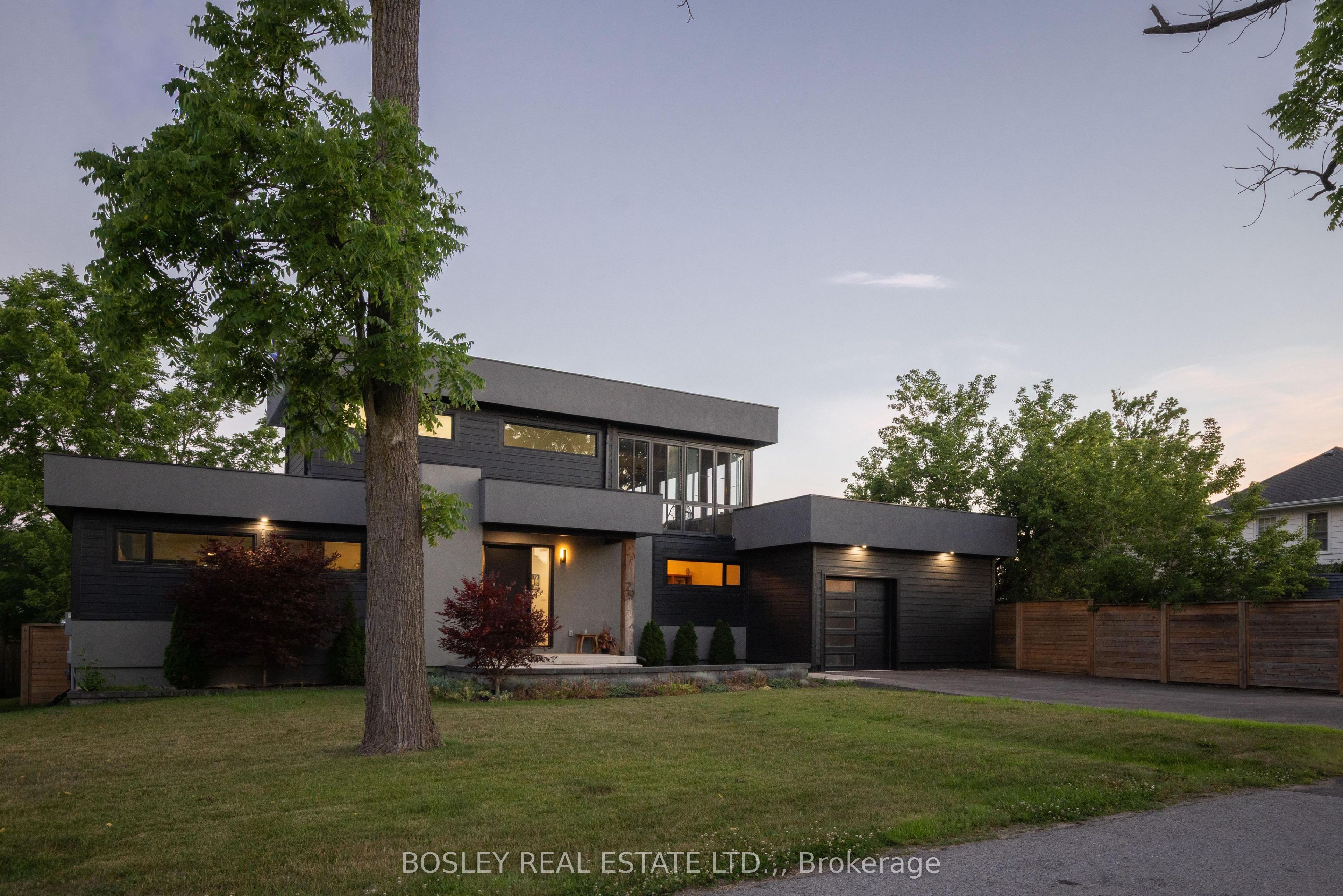 29 Rosedale Avenue Property Photo 43