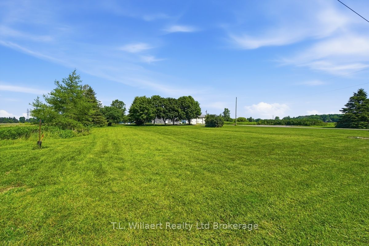 25130 Argyle Line Property Photo 3