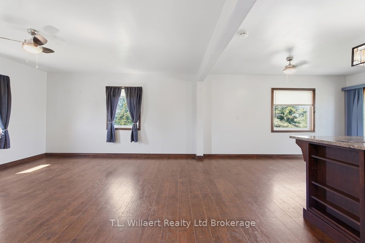 25130 Argyle Line Property Photo 8