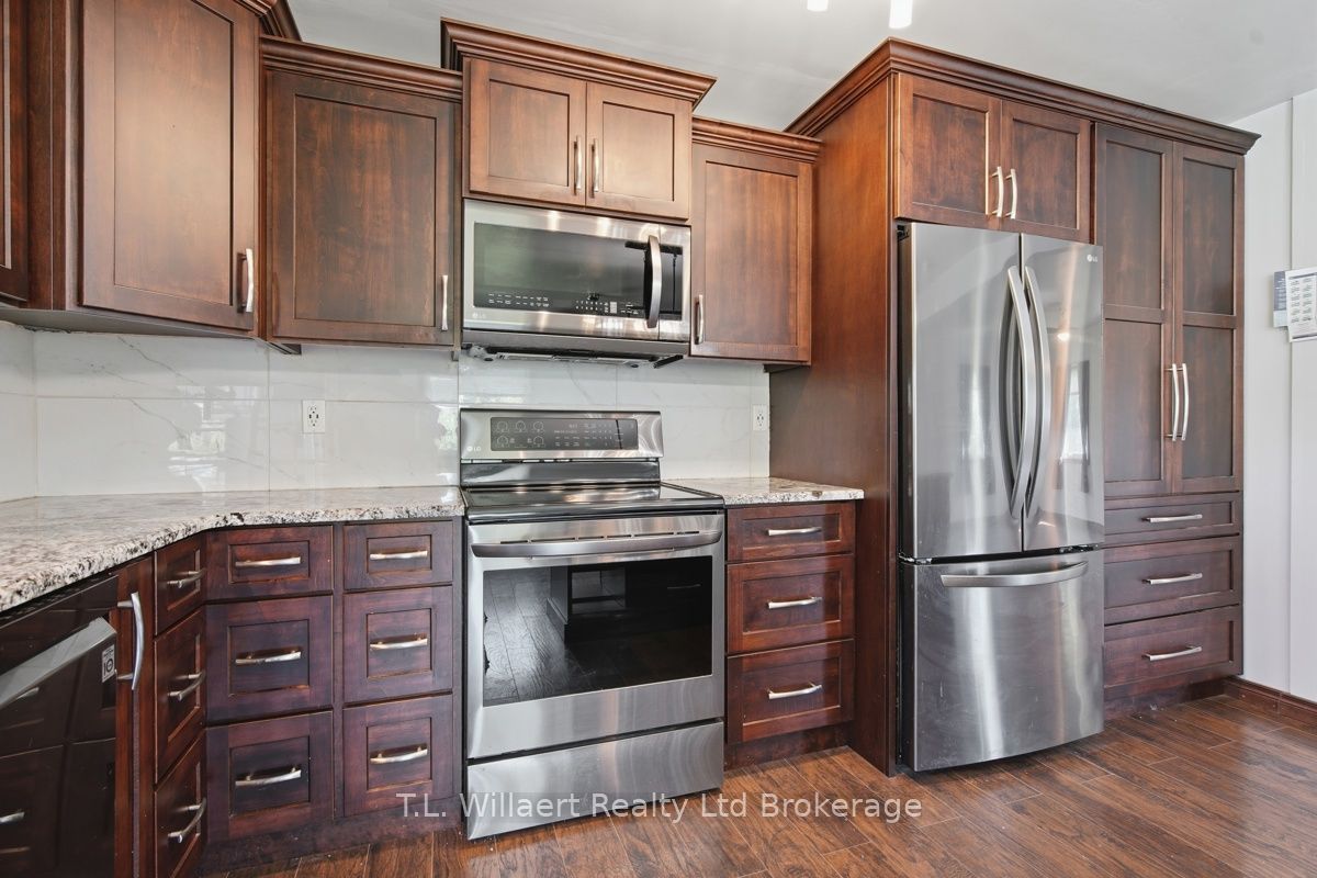 25130 Argyle Line Property Photo 15