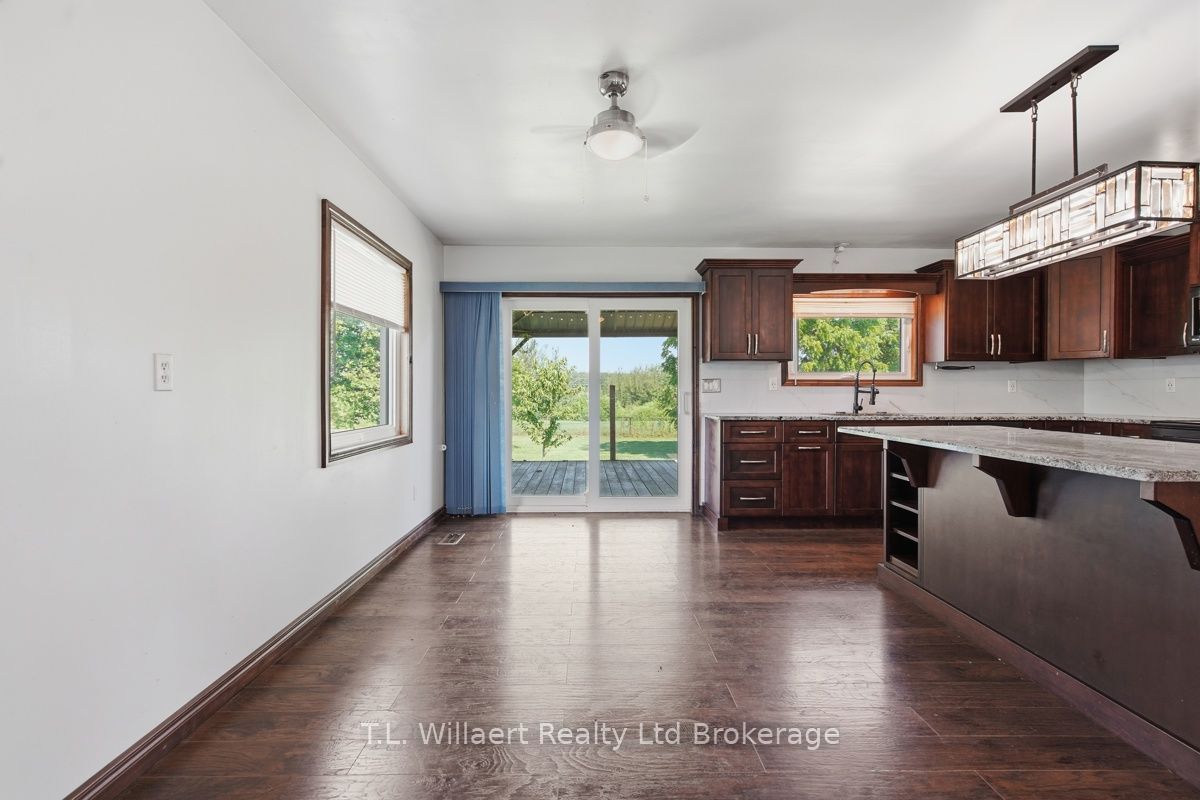 25130 Argyle Line Property Photo 17