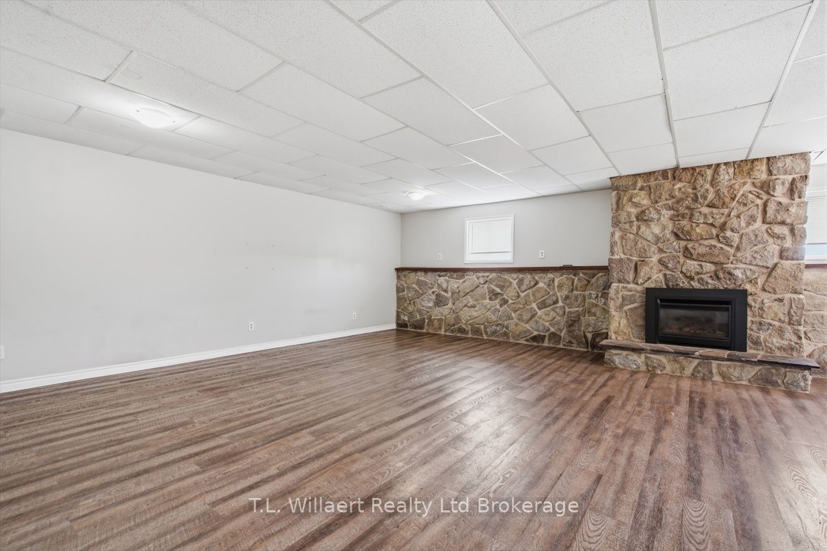25130 Argyle Line Property Photo 27