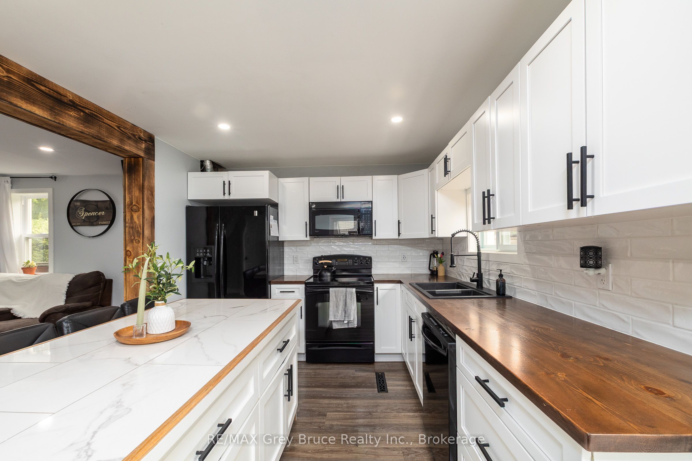 1693 8th Avenue E Property Photo 10
