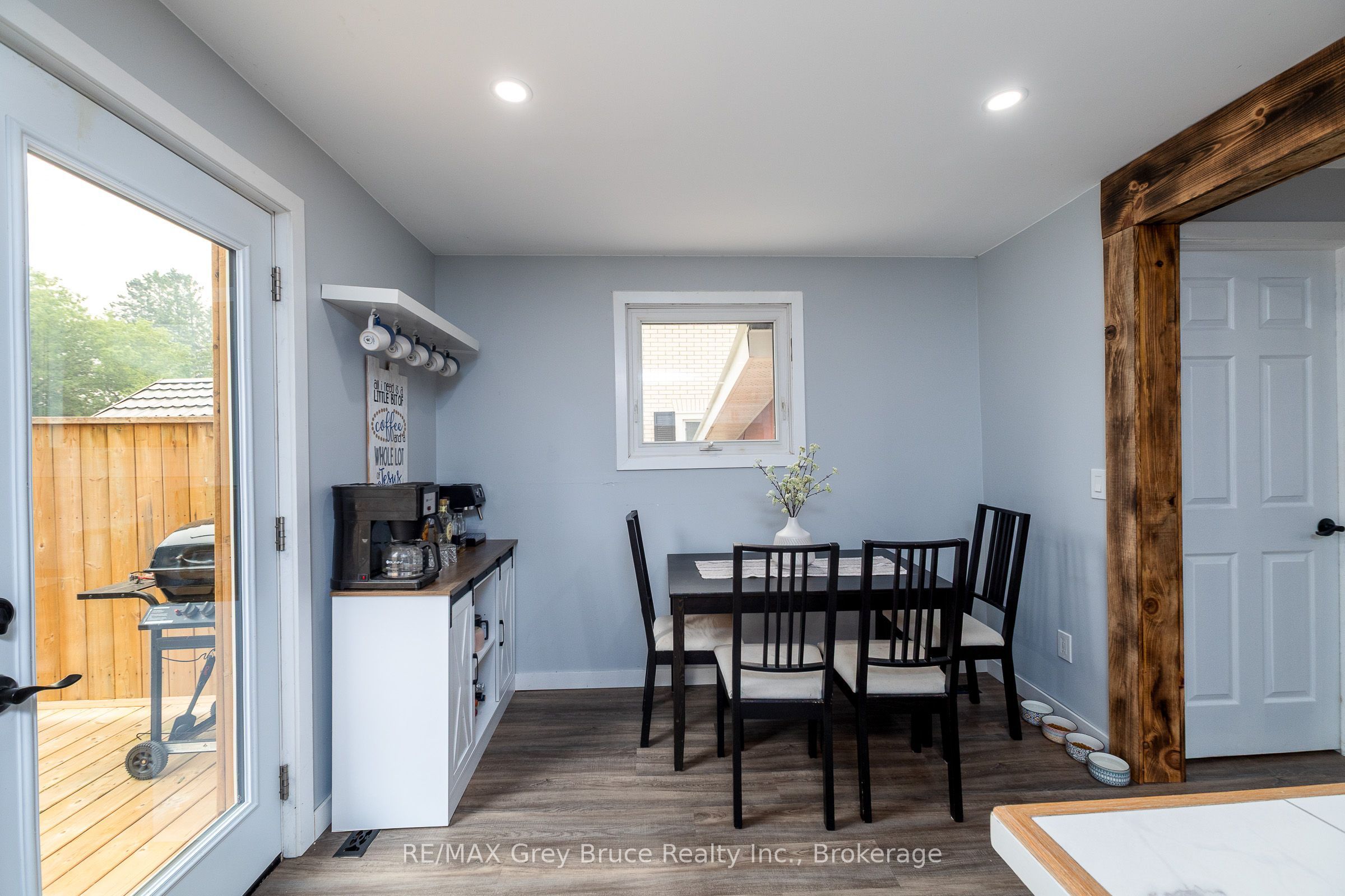 1693 8th Avenue E Property Photo 12