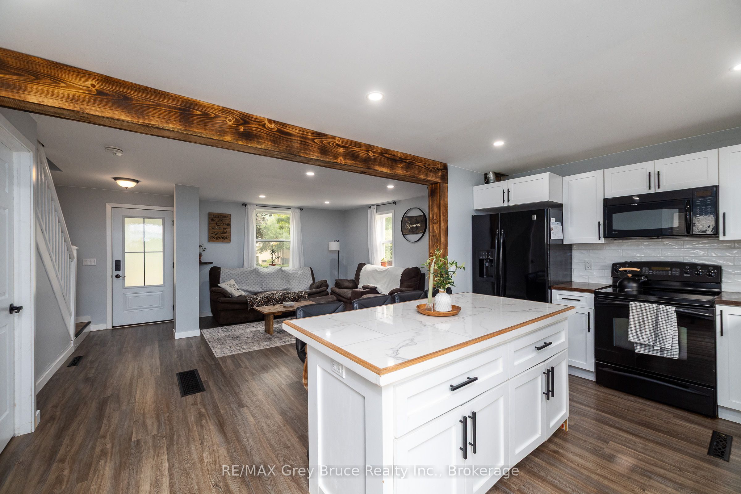1693 8th Avenue E Property Photo 13